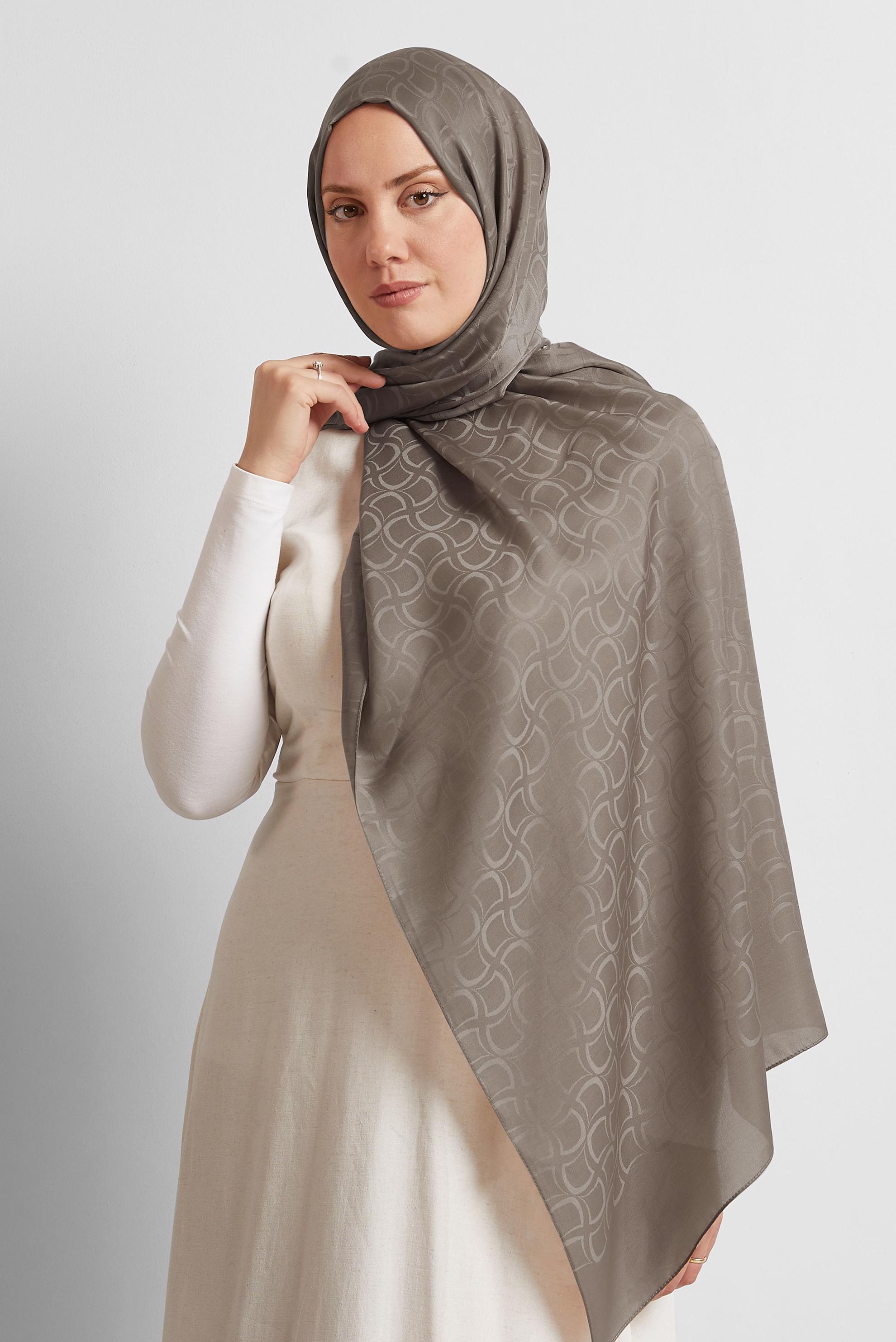 Tesettür giyim VİZON ALVİNA JAKARLI VUAL ŞAL 8572