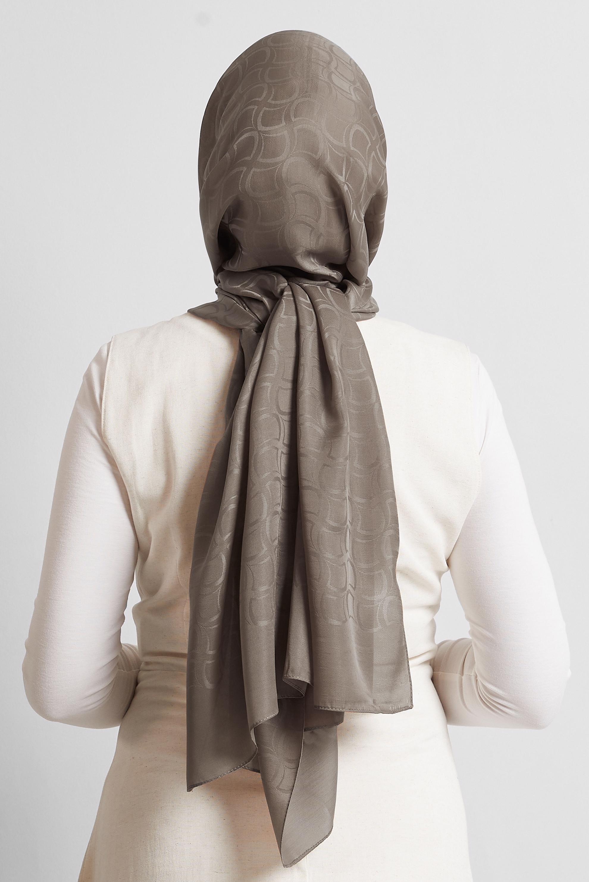 Tesettür giyim VİZON ALVİNA JAKARLI VUAL ŞAL 8572