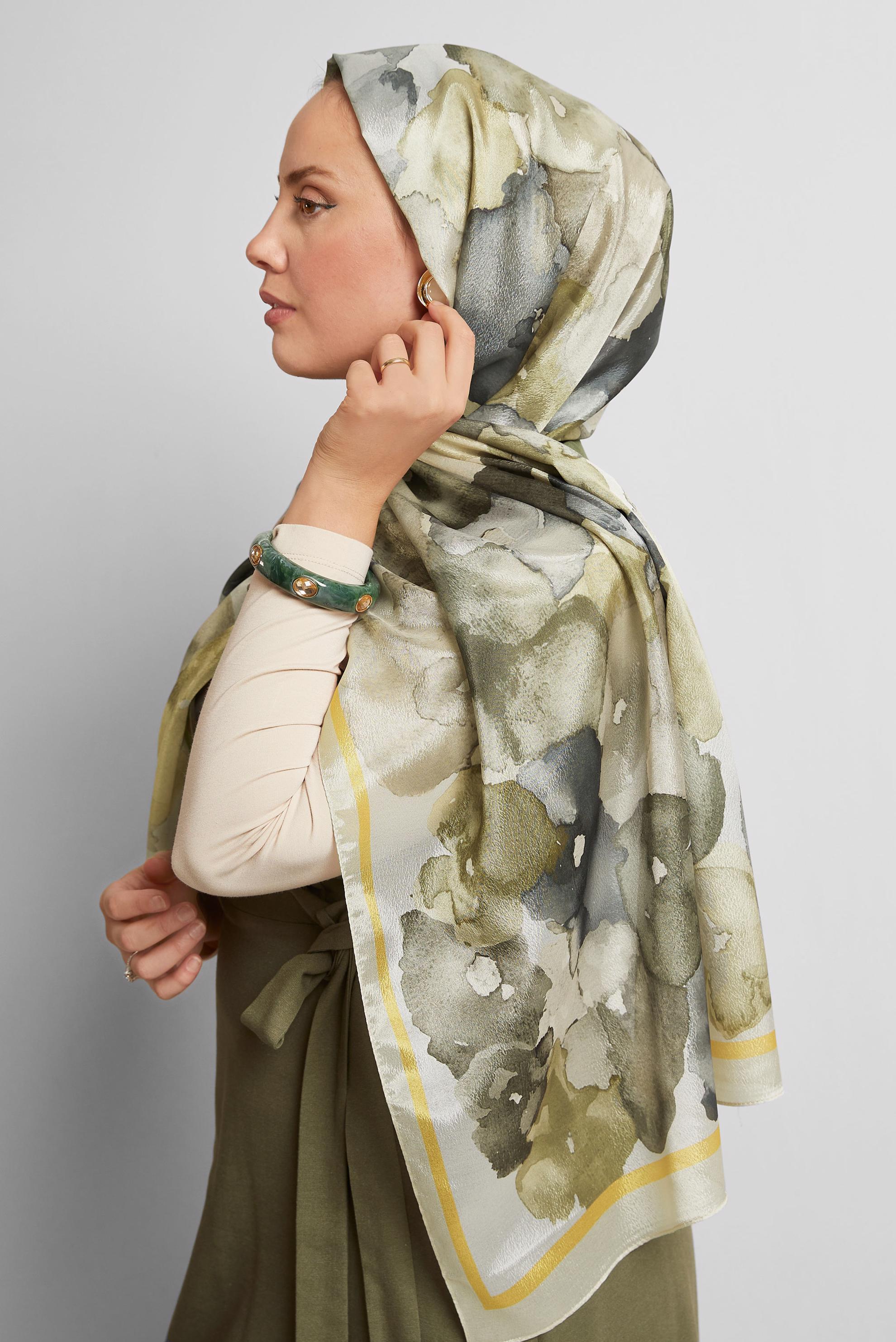 Tesettür giyim BEJ ALVİNA DESENLİ VUAL ŞAL 8573