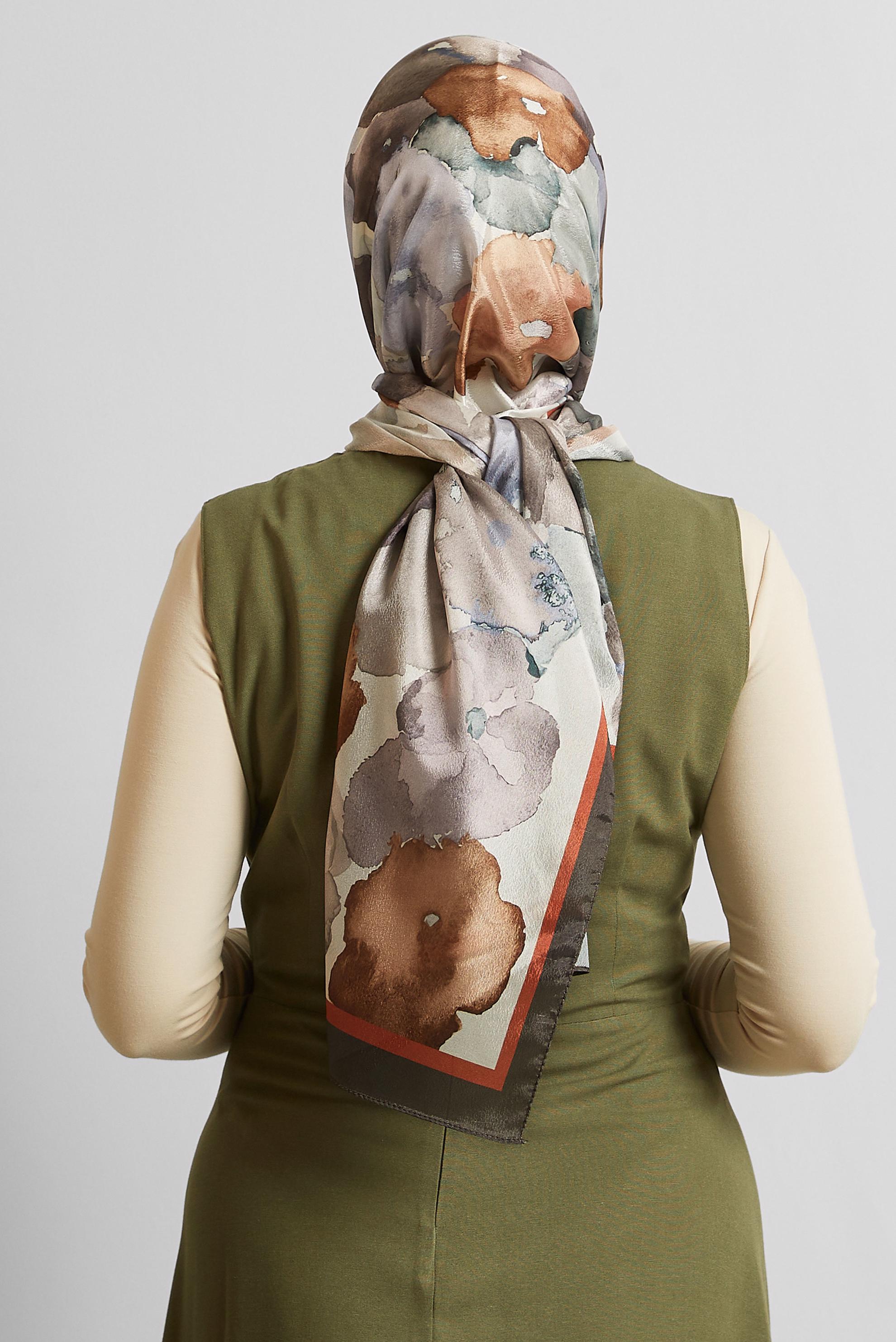 Hijab clothing BROWN ALVINA PATTERNED SHAWL 8573