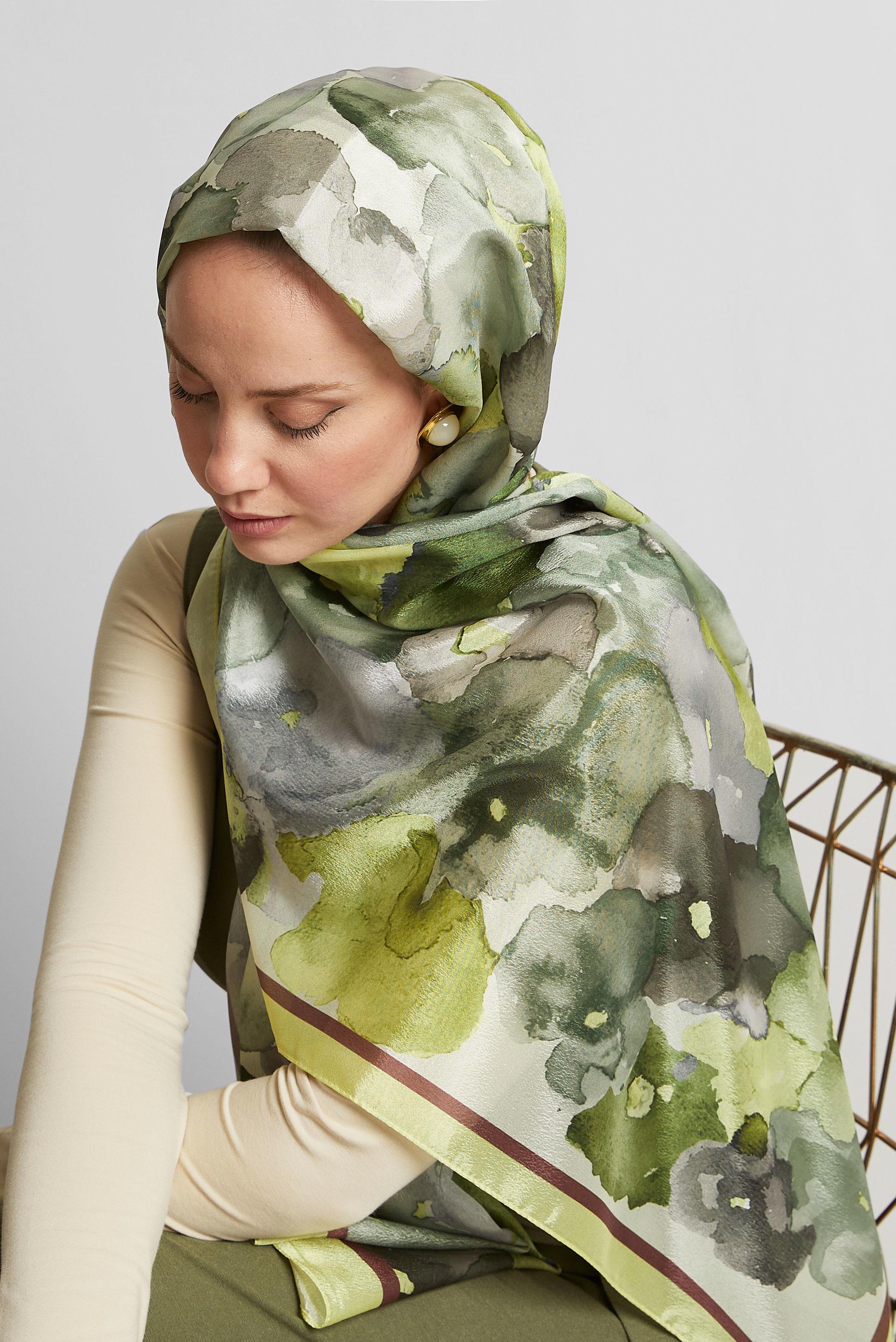 Tesettür giyim YEŞİL ALVİNA DESENLİ VUAL ŞAL 8573