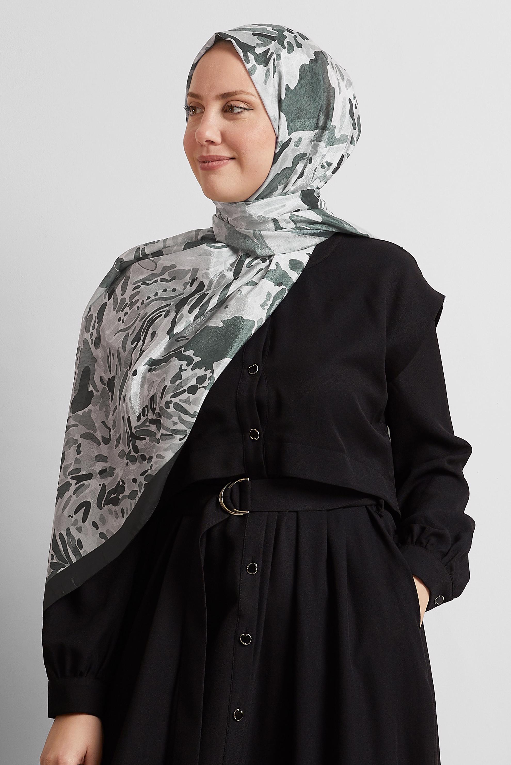 Tesettür giyim SİYAH ALVİNA DESENLİ ŞAL 8574