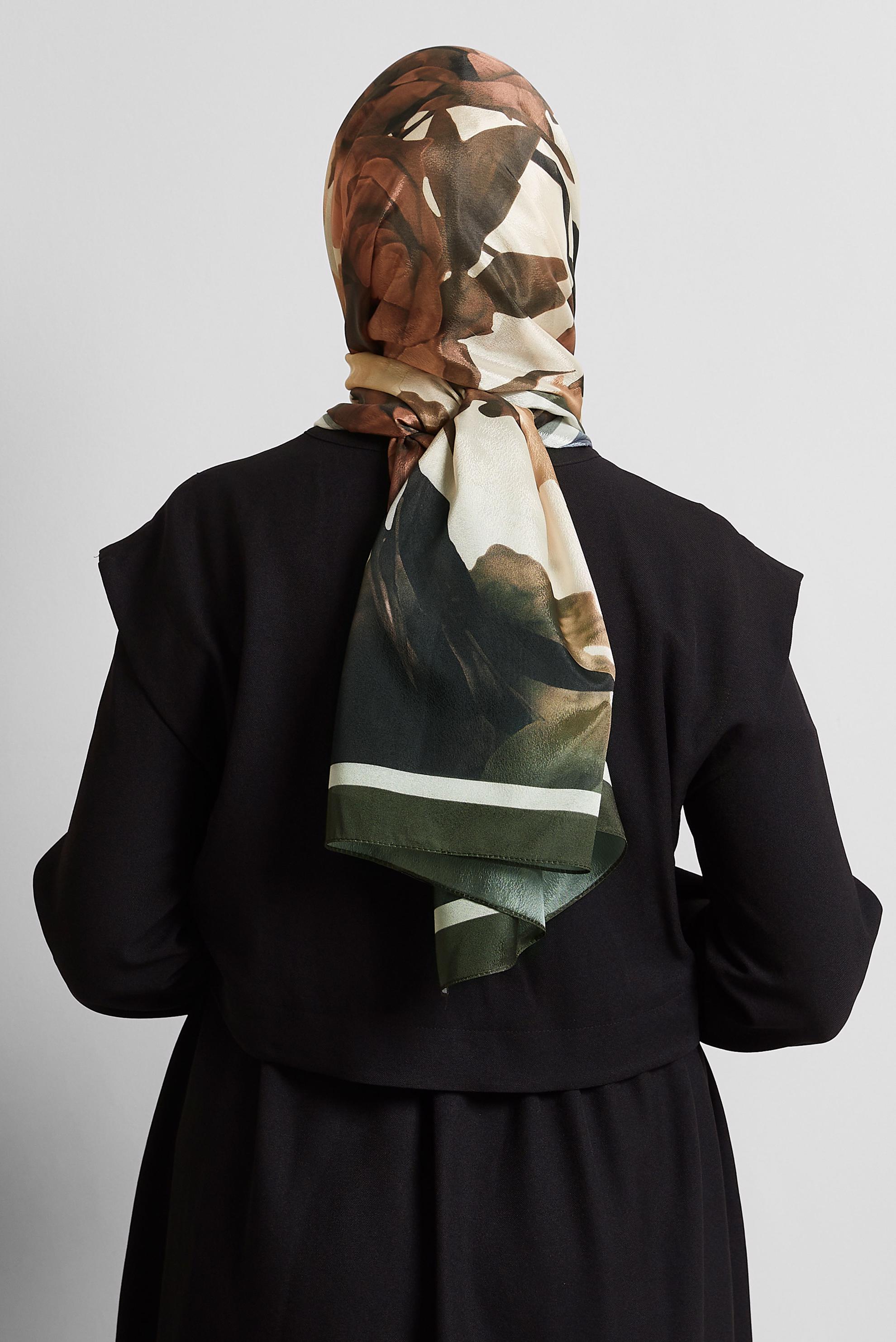 Hijab clothing BROWN ALVINA PATTERNED SHAWL 8575