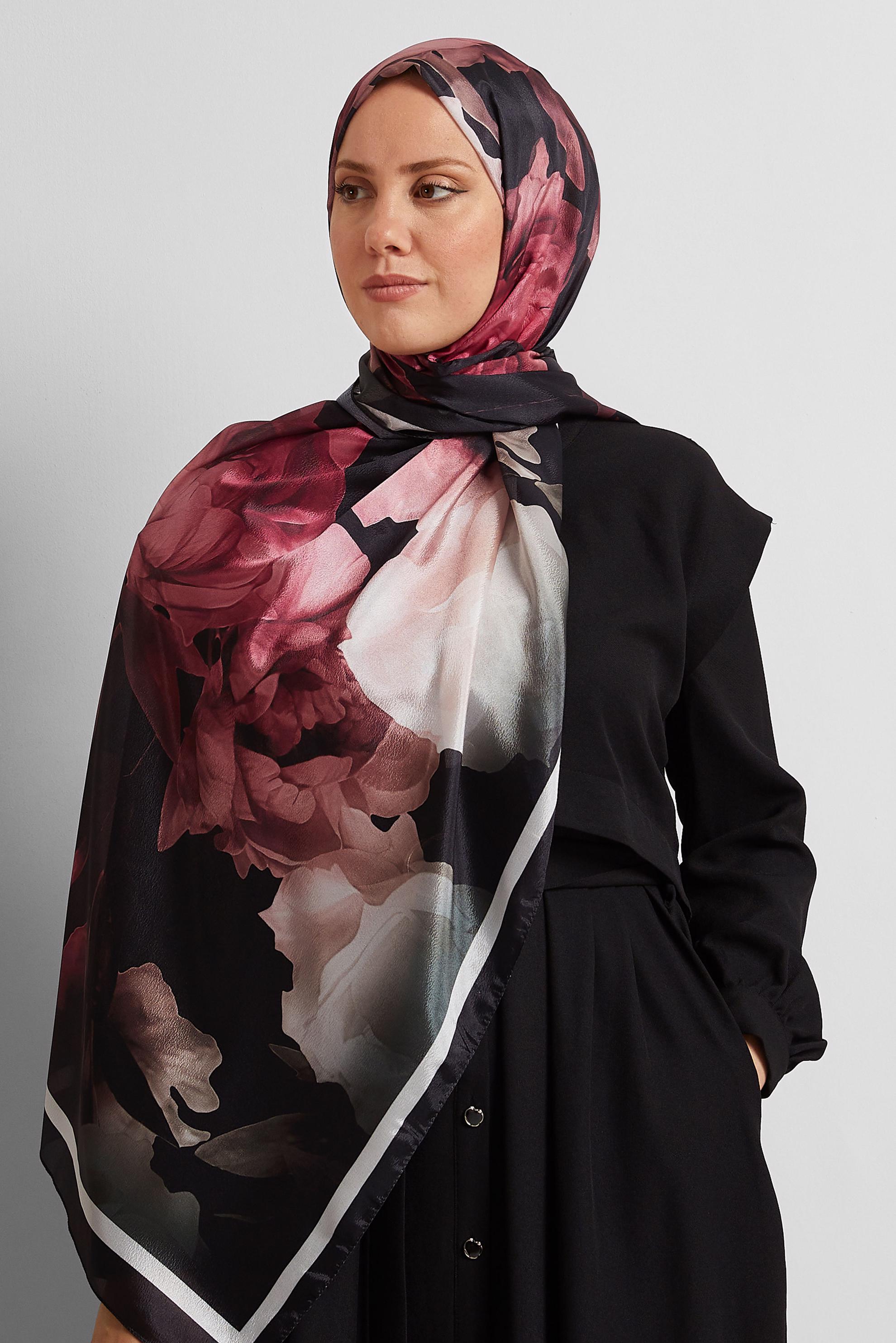 Tesettür giyim VİZON ALVİNA ÇİÇEK DESENLİ VUAL ŞAL 8575