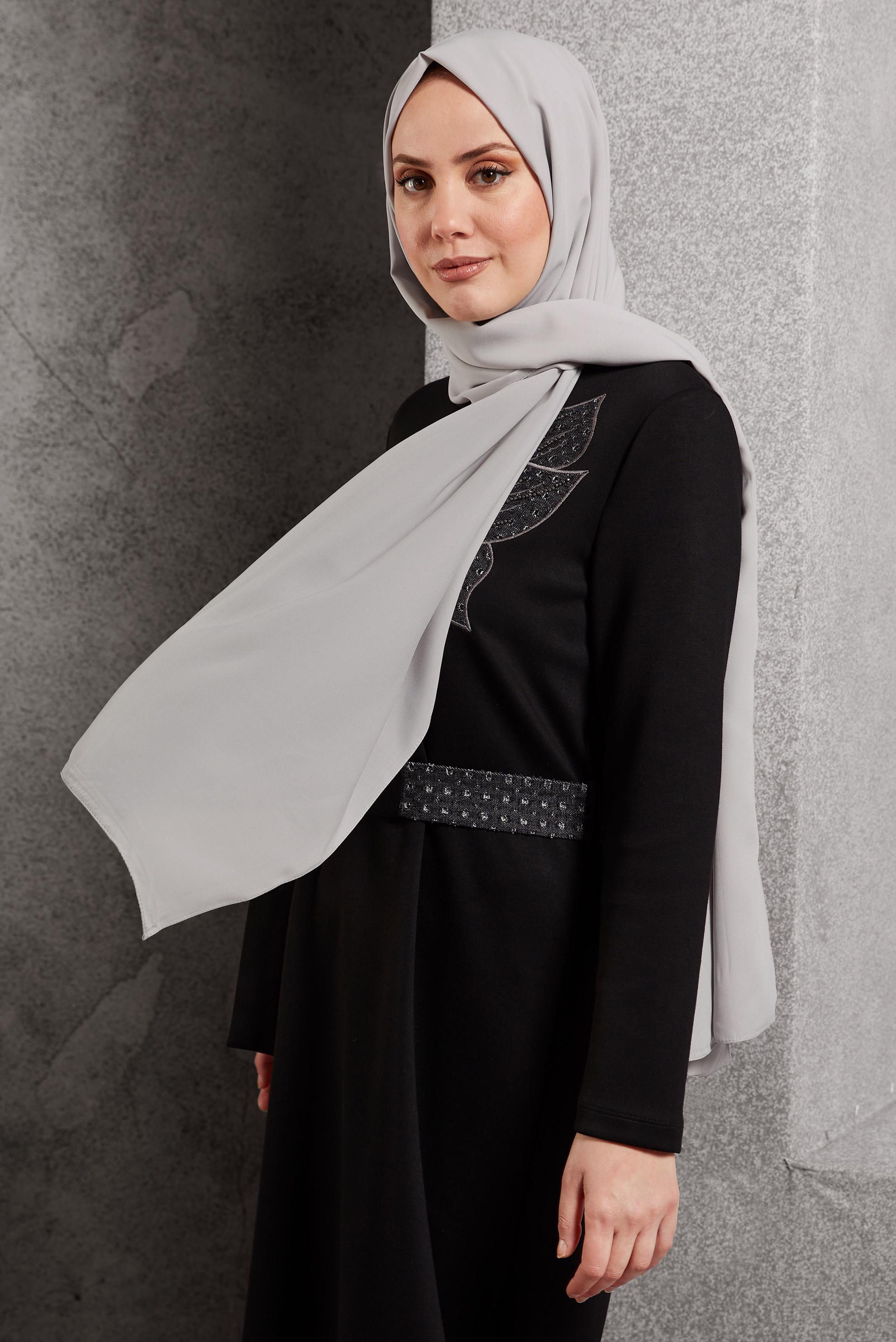 Tesettür giyim GÜMÜŞ ALVİNA ŞAL 8600