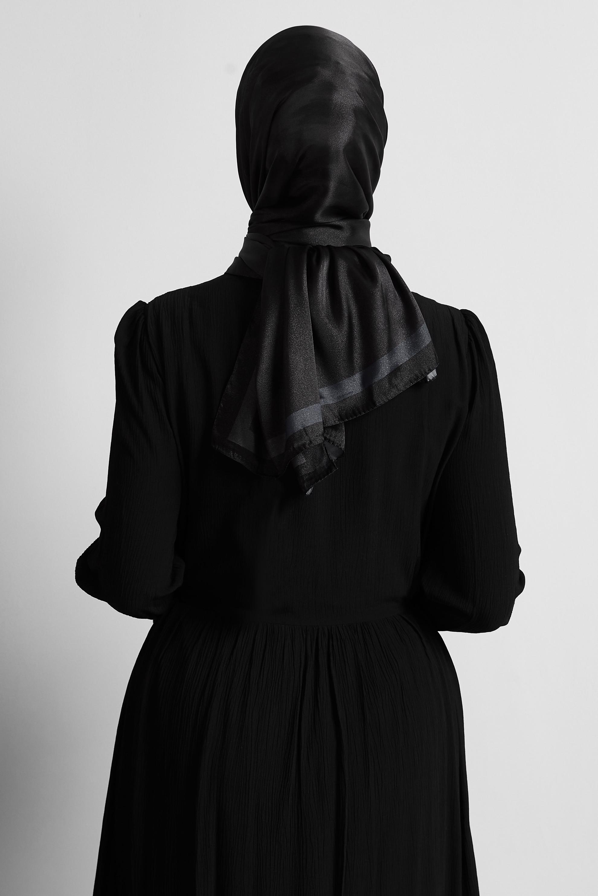 Tesettür giyim SİYAH ALVİNA ŞAL 8566