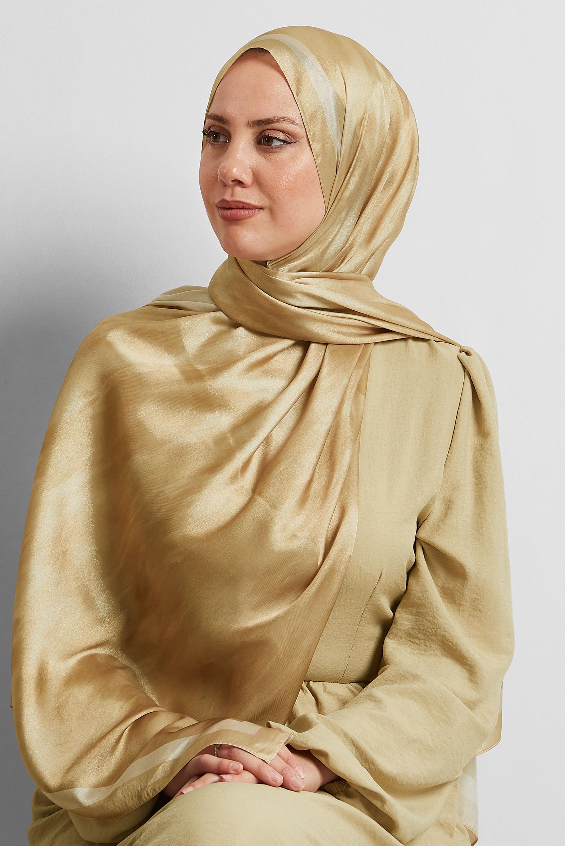 Tesettür giyim ALTIN ALVİNA ŞAL 8566