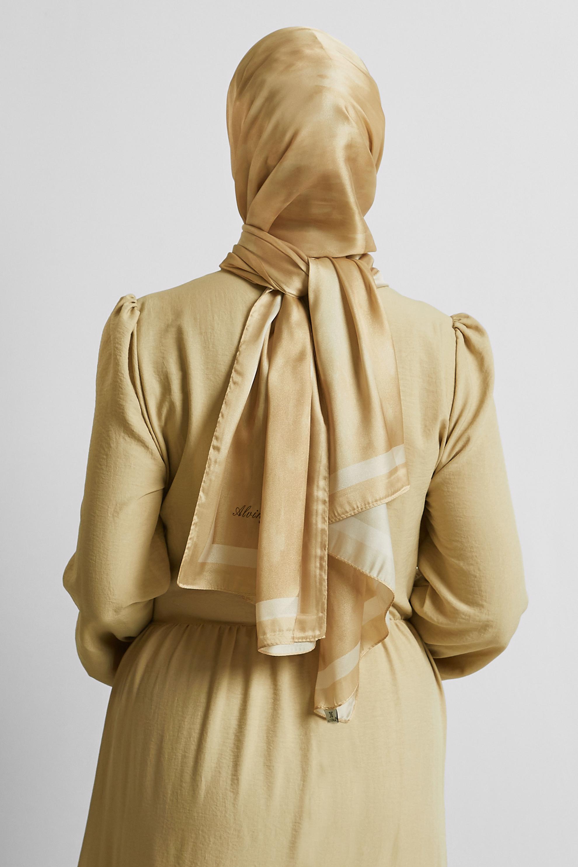 Tesettür giyim ALTIN ALVİNA ŞAL 8566