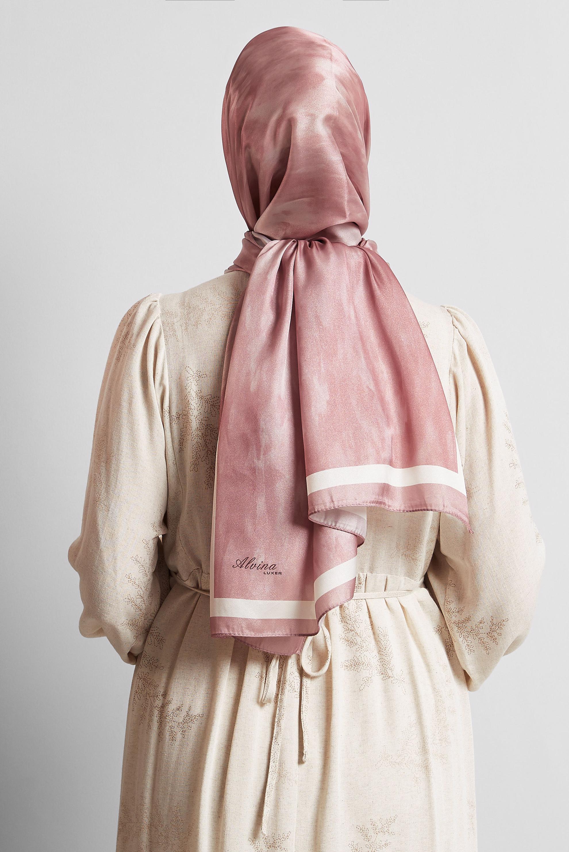 Tesettür giyim PEMBE ALVİNA ŞAL 8566