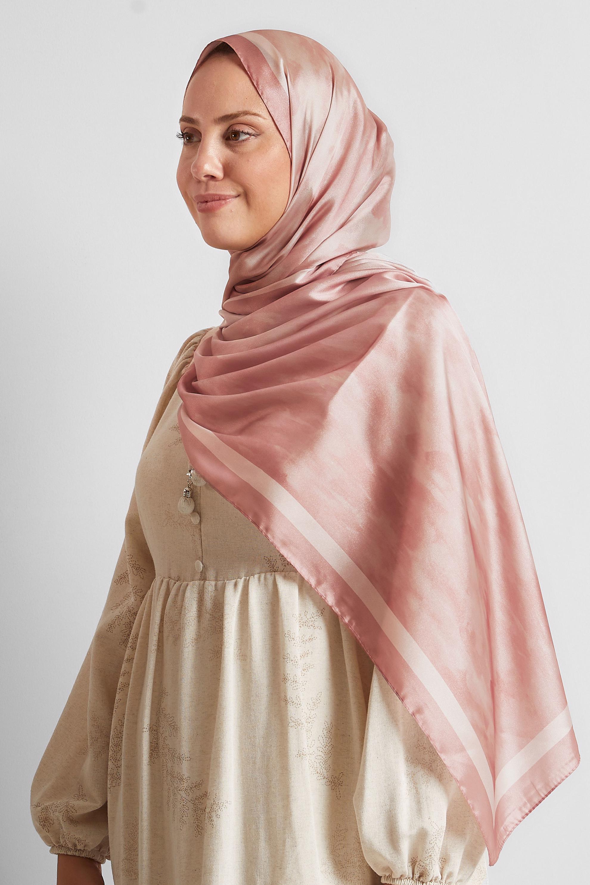 Tesettür giyim PUDRA ALVİNA ŞAL 8566