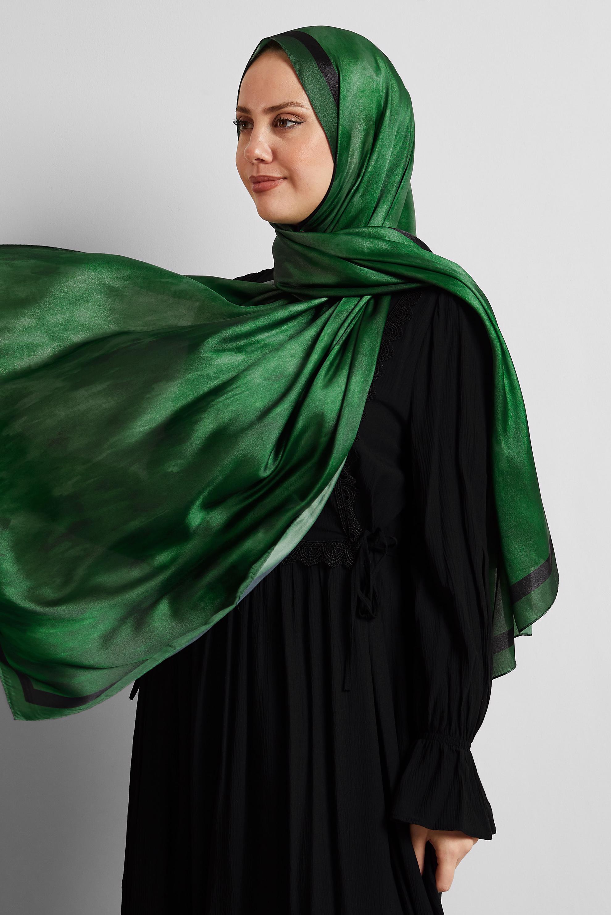 Tesettür giyim YEŞİL ALVİNA ŞAL 8566