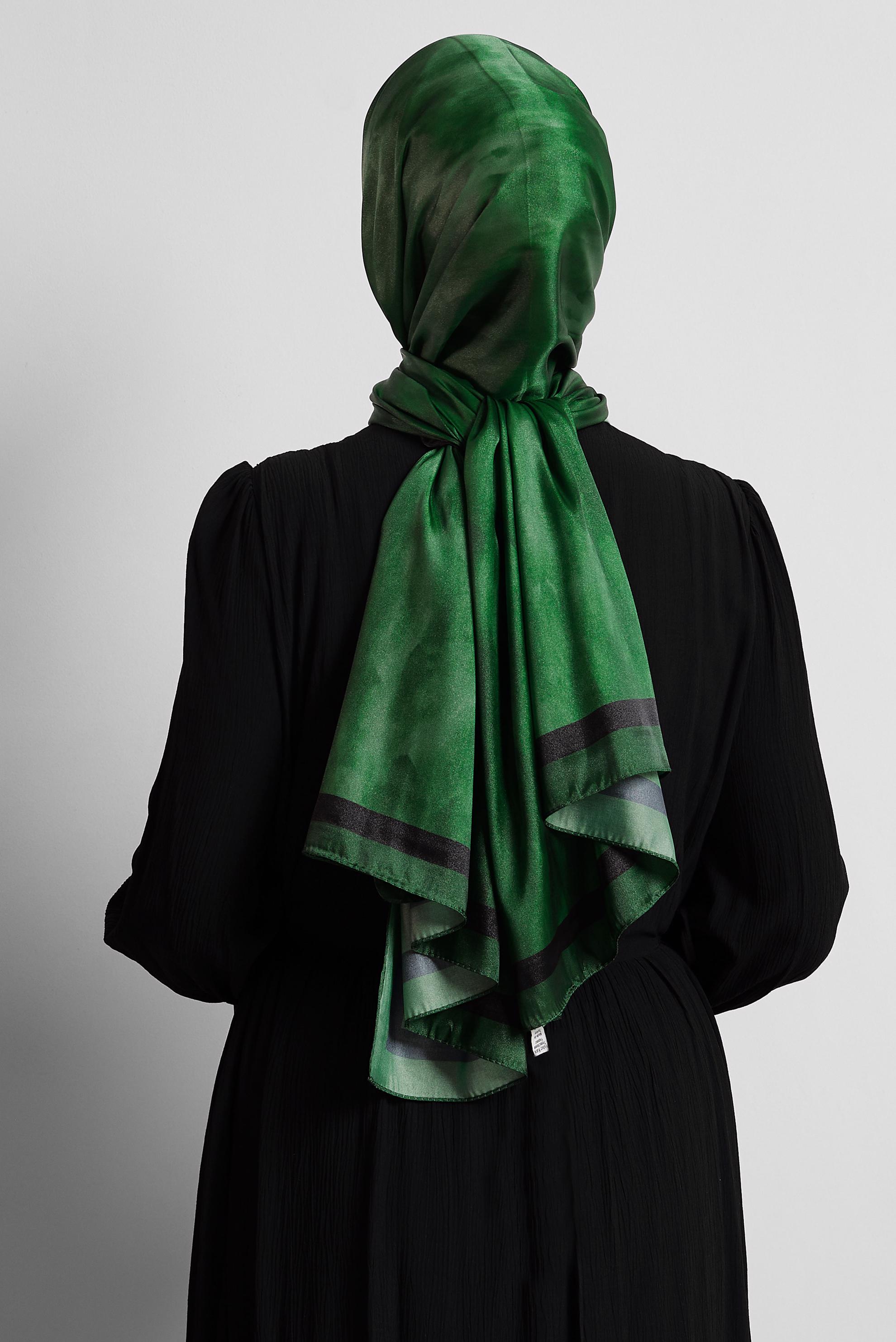 Tesettür giyim YEŞİL ALVİNA ŞAL 8566