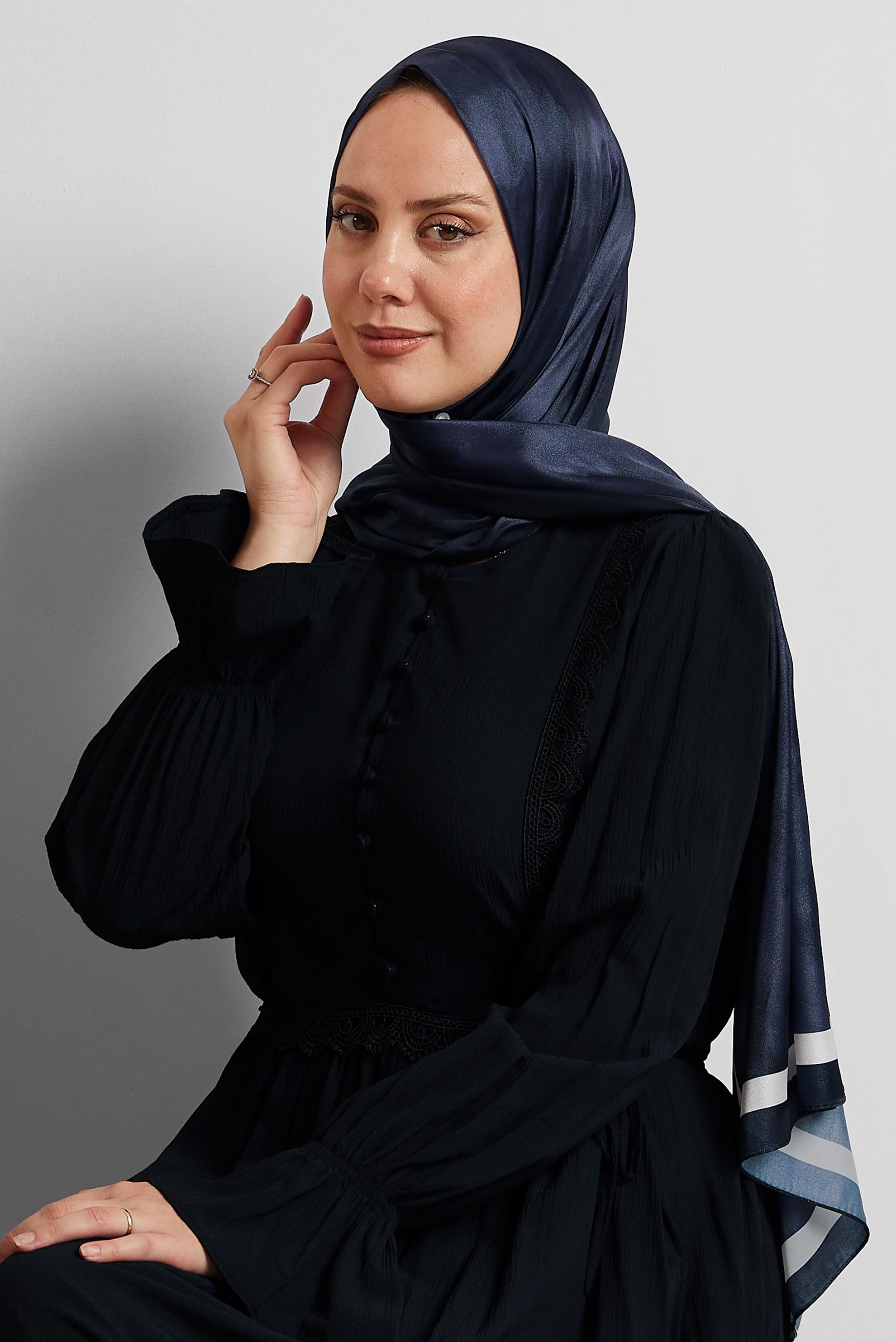 Tesettür giyim LACİVERT ALVİNA ŞAL 8566