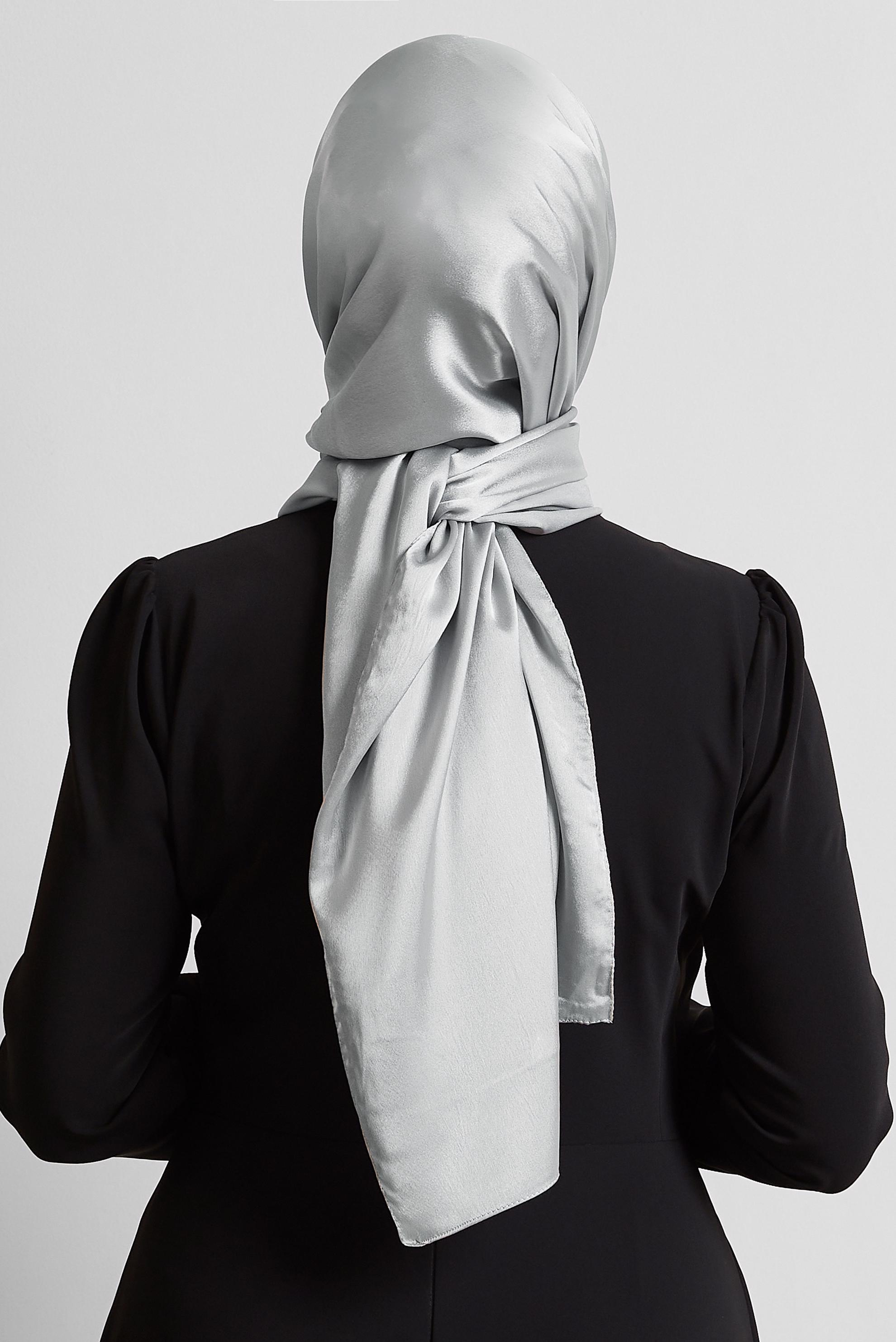 Vêtements hijab GRIS CHÂLE EN SATIN ALVINA 8570