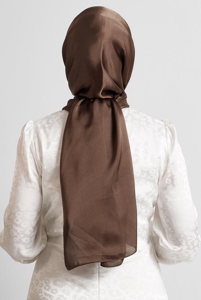 Vêtements hijab BRUN CHÂLE EN SATIN ALVINA 8570 - ALVİNA