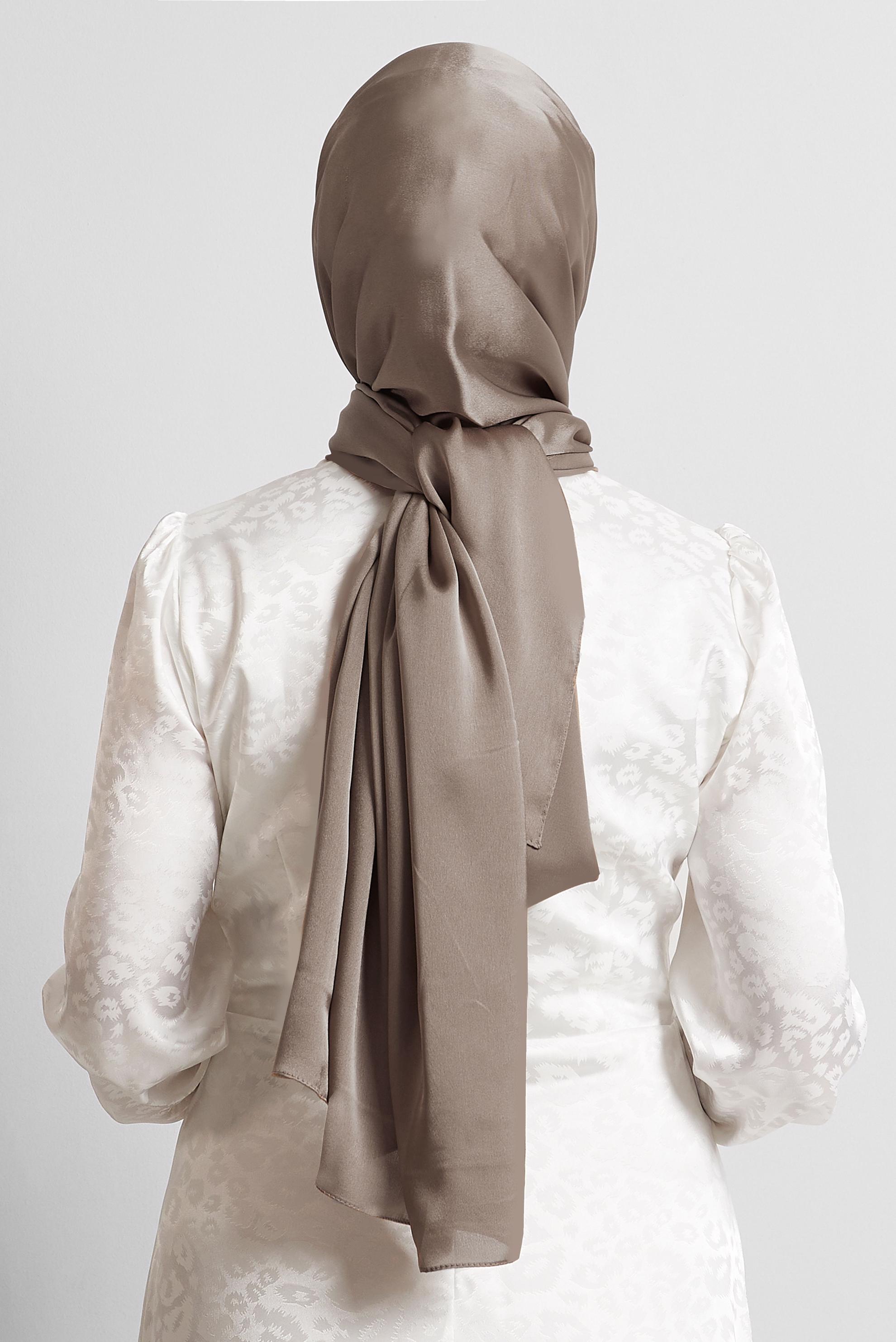 Tesettür giyim VİZON ALVİNA SATEN ŞAL 8570