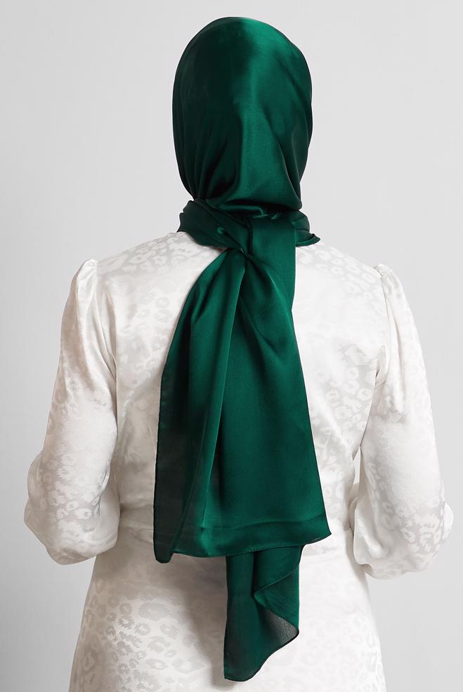 Vêtements hijab VERT CHÂLE EN SATIN ALVINA 8570 - ALVİNA