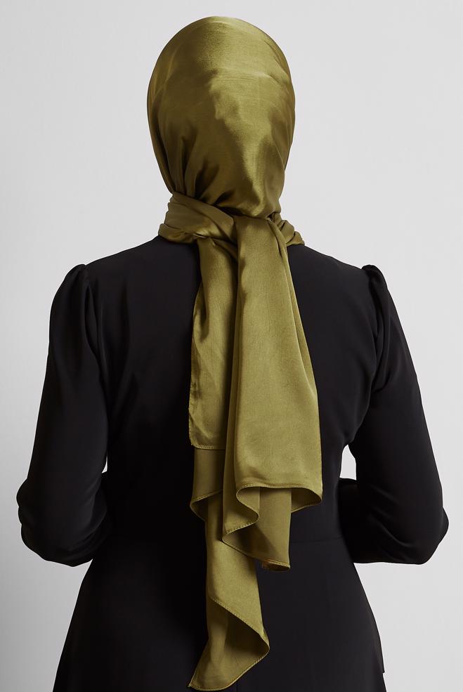 Vêtements hijab VERT CHÂLE EN SATIN ALVINA 8570 - ALVİNA