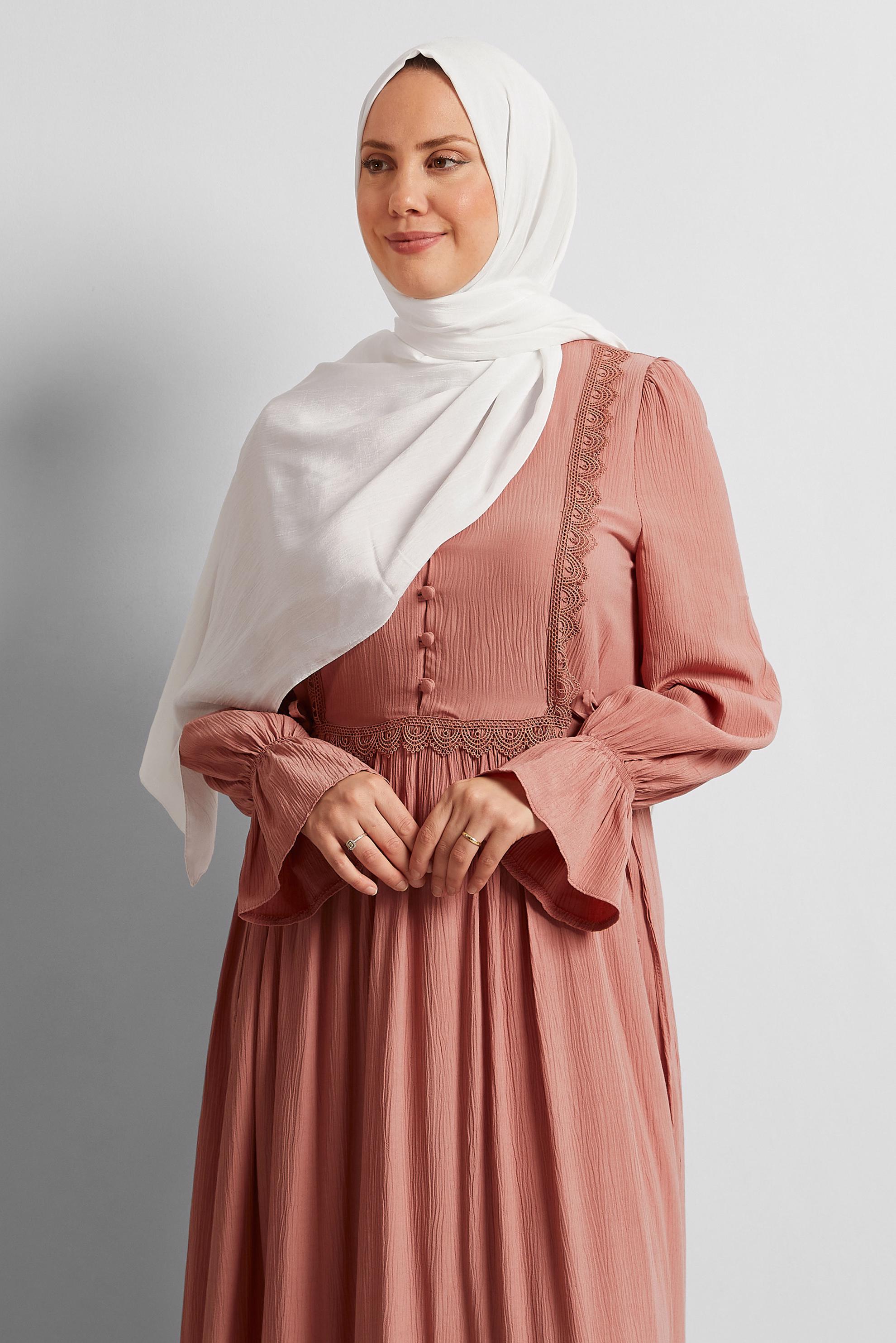 Tesettür giyim EKRU ALVİNA KRAŞ MEDİNE ŞAL 8571