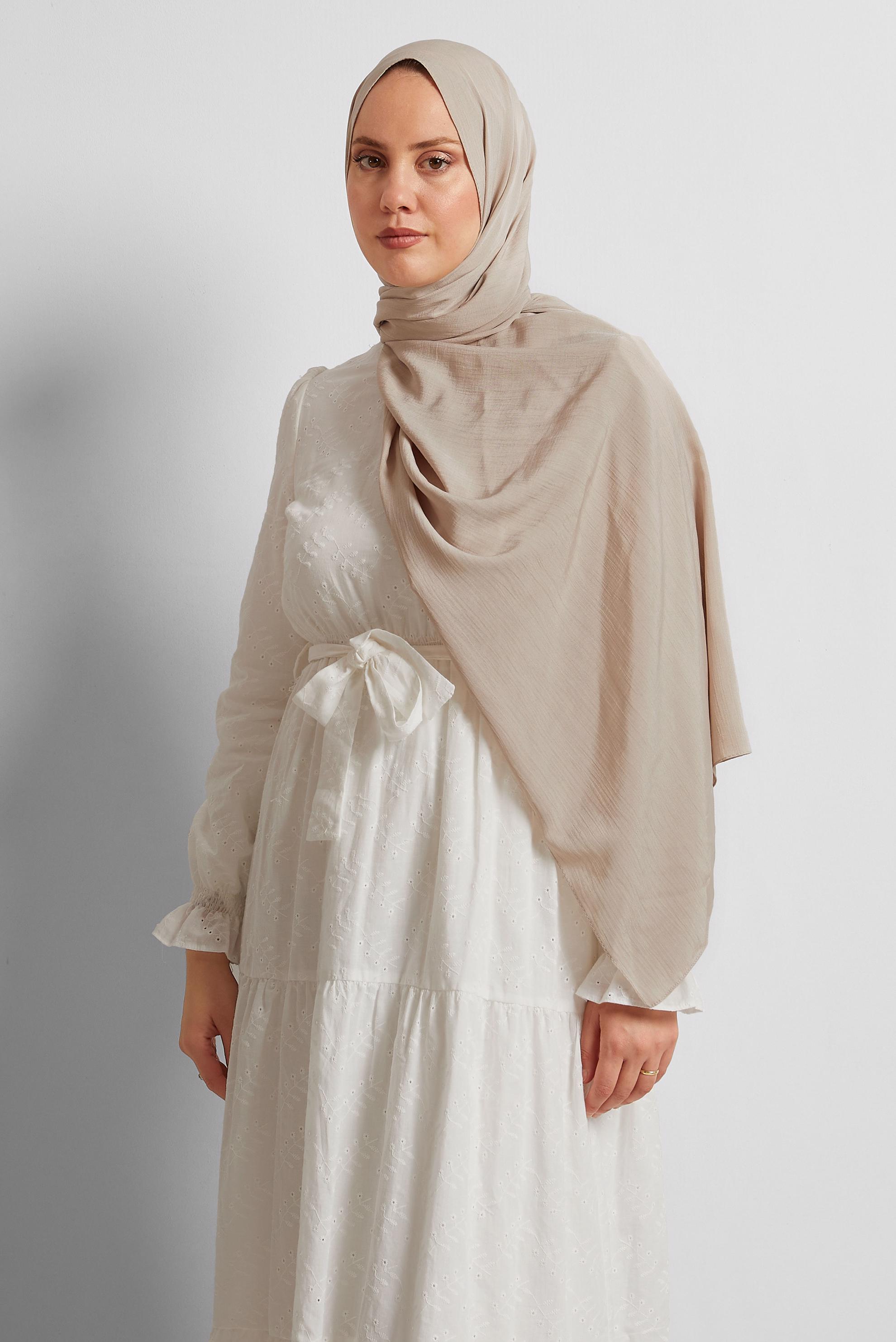 Tesettür giyim BEJ ALVİNA KRAŞ MEDİNE ŞAL 8571