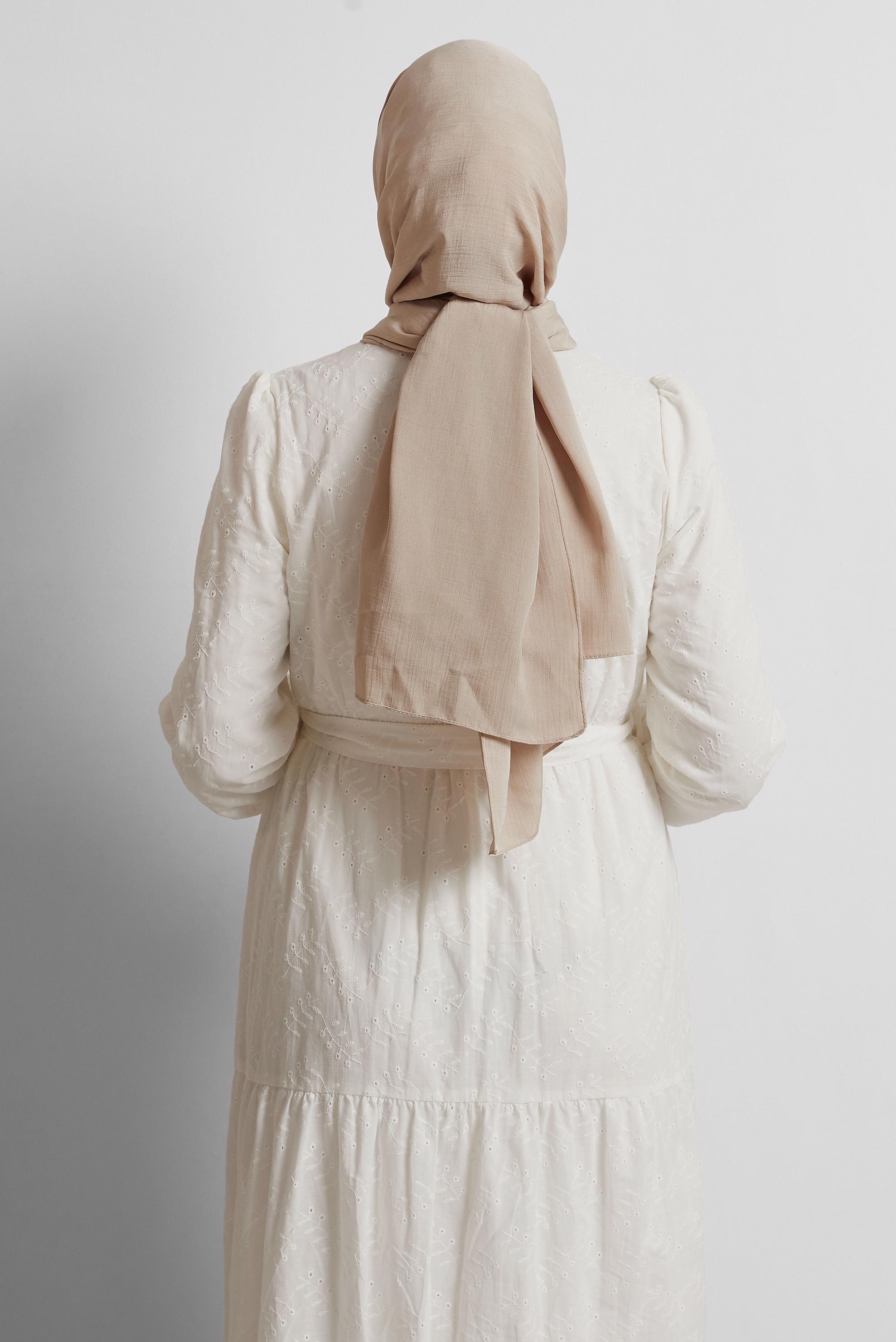 Tesettür giyim BEJ ALVİNA KRAŞ MEDİNE ŞAL 8571