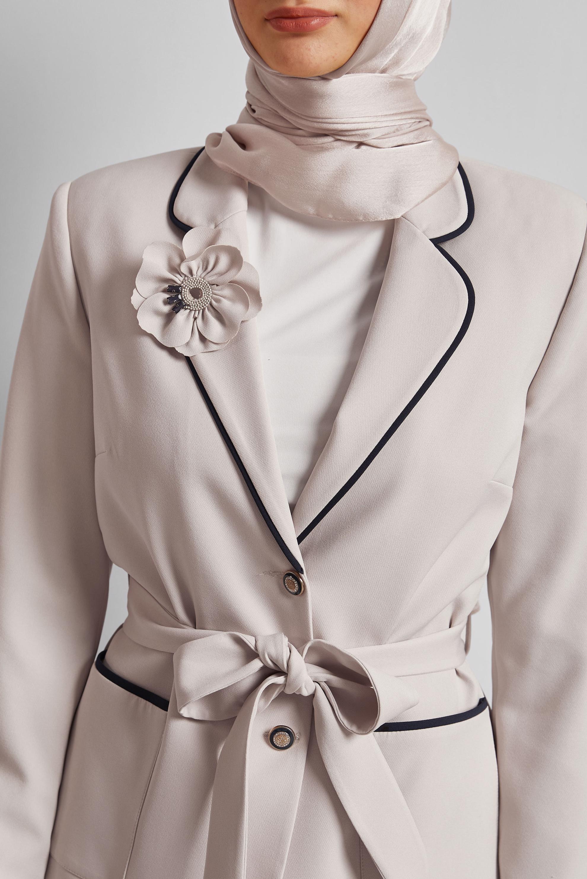 Vêtements hijab BEIGE COSTUME À JUPE CEINTURÉE 30531