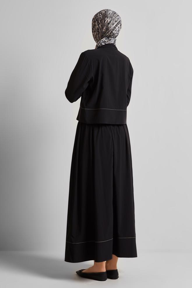 Tesettür giyim SİYAH DÜĞME DETAYLI ETEKLİ TAKIM 45360 - ALVİNA