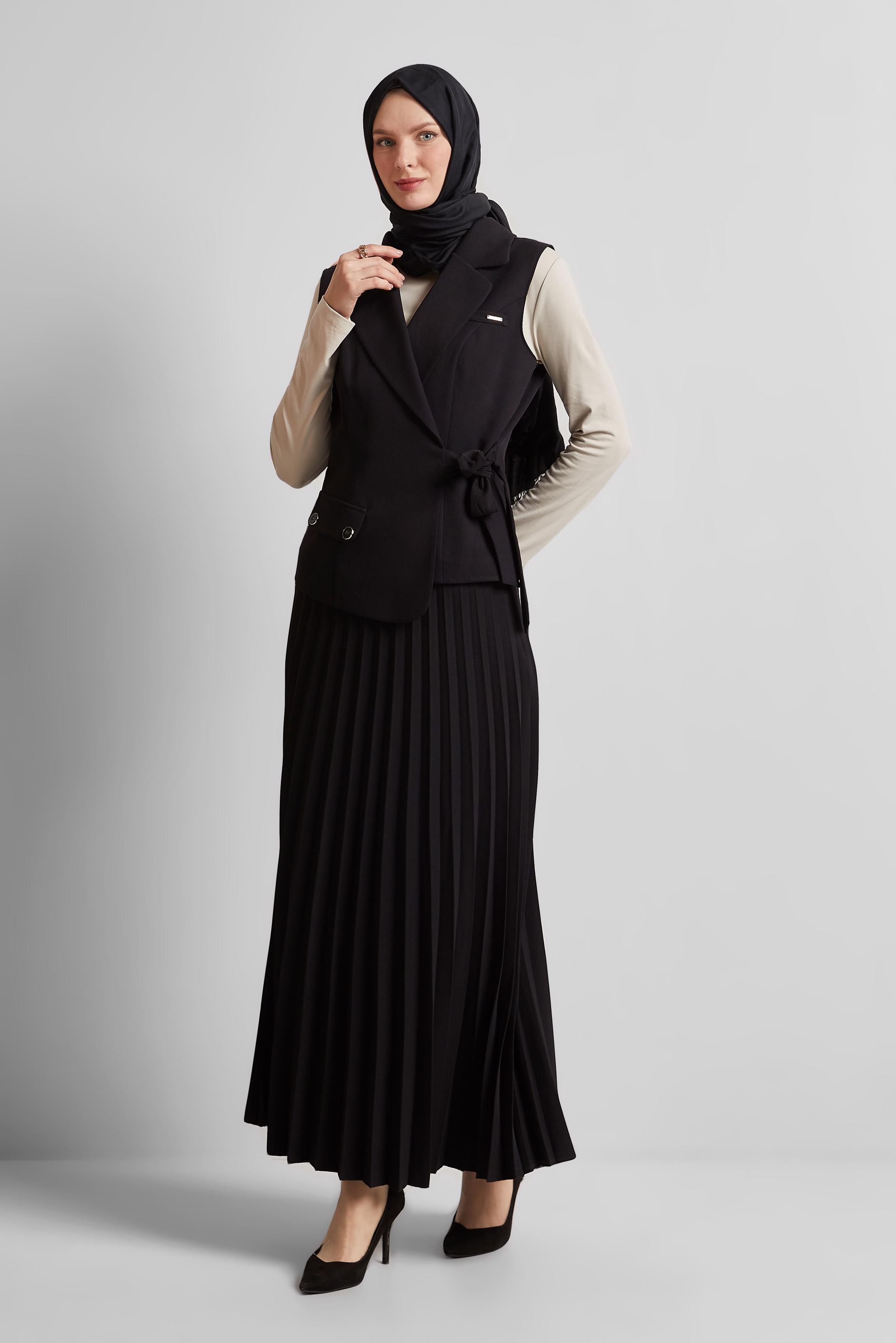 Tesettür giyim SİYAH YELEKLİ ETEKLİ TAKIM 45380