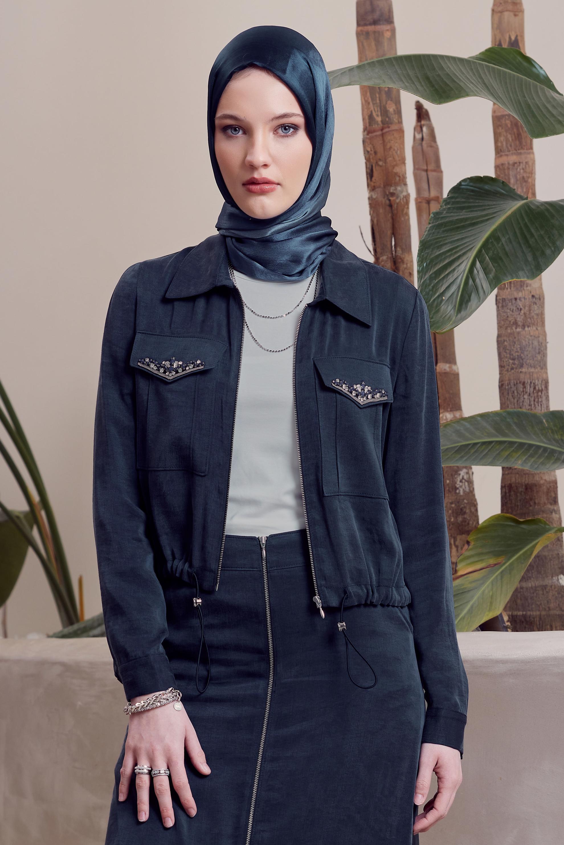 Vêtements hijab BLEU MARINE COMBINAISON JUPE AVEC GEMME 45384