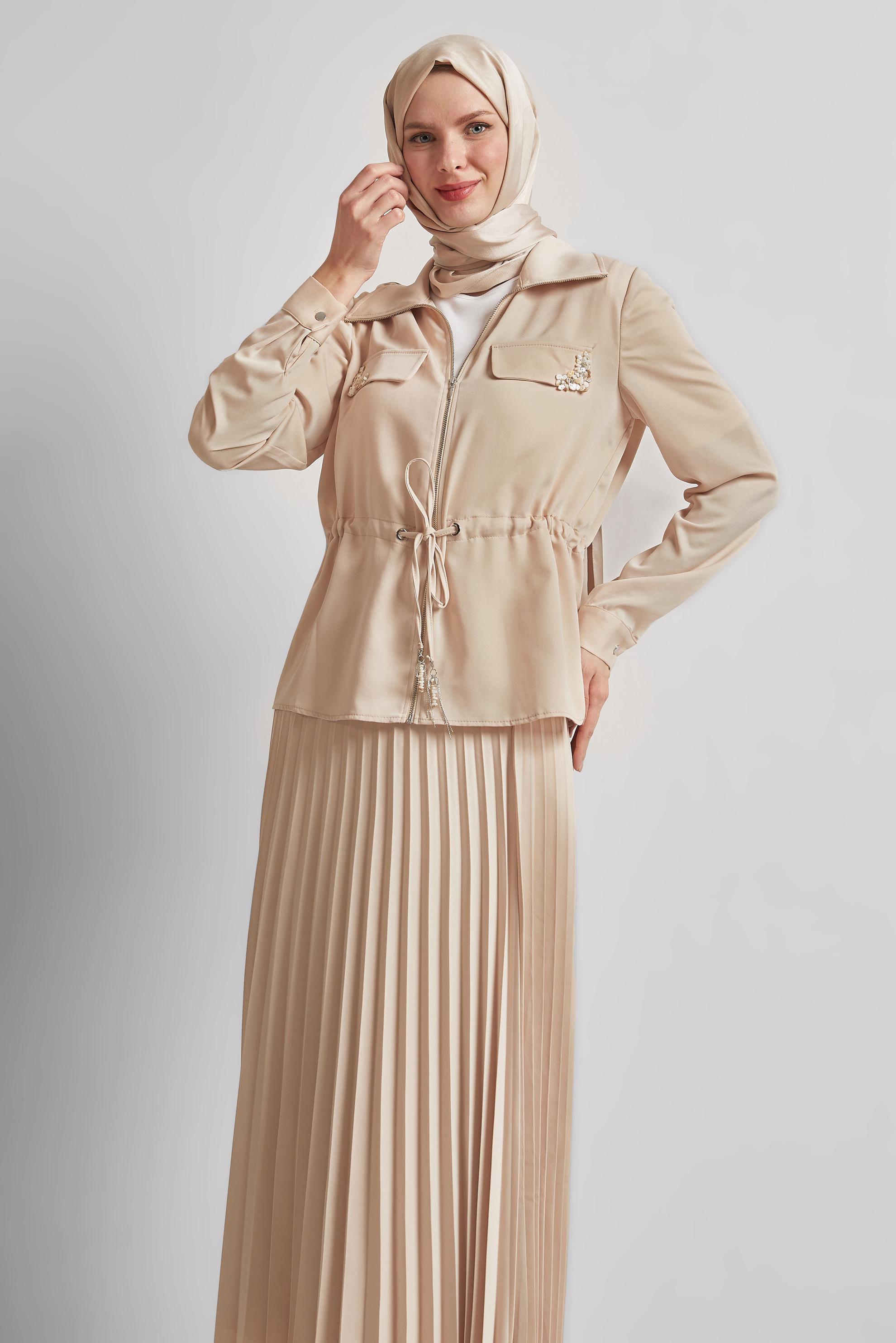 Hijab clothing BEIGE PLEATED SKIRT SATIN SUIT 45385