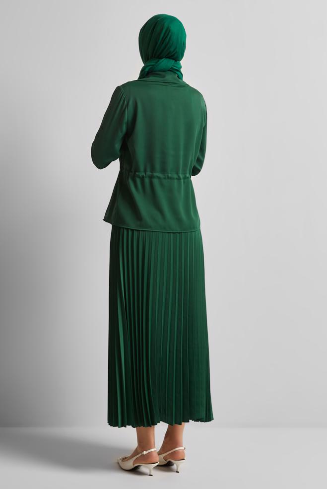 Vêtements hijab VERT COSTUME EN SATIN JUPE PLISSÉE 45385 - ALVİNA