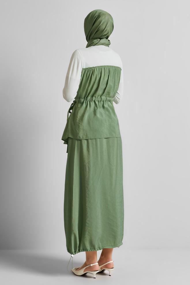 Vêtements hijab VERT COSTUME À JUPE AVEC DÉTAILS BLOUSON 45565 - ALVİNA