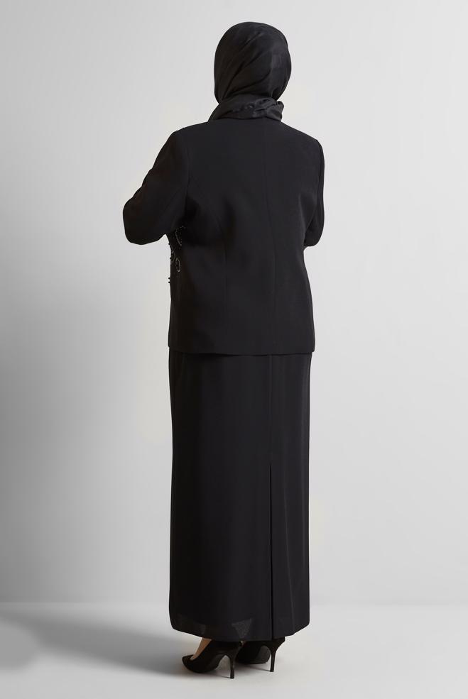 Tesettür giyim SİYAH İŞLEMELİ BÜYÜK BEDEN ELBİSELİ TAKIM 30526 - ALVİNA