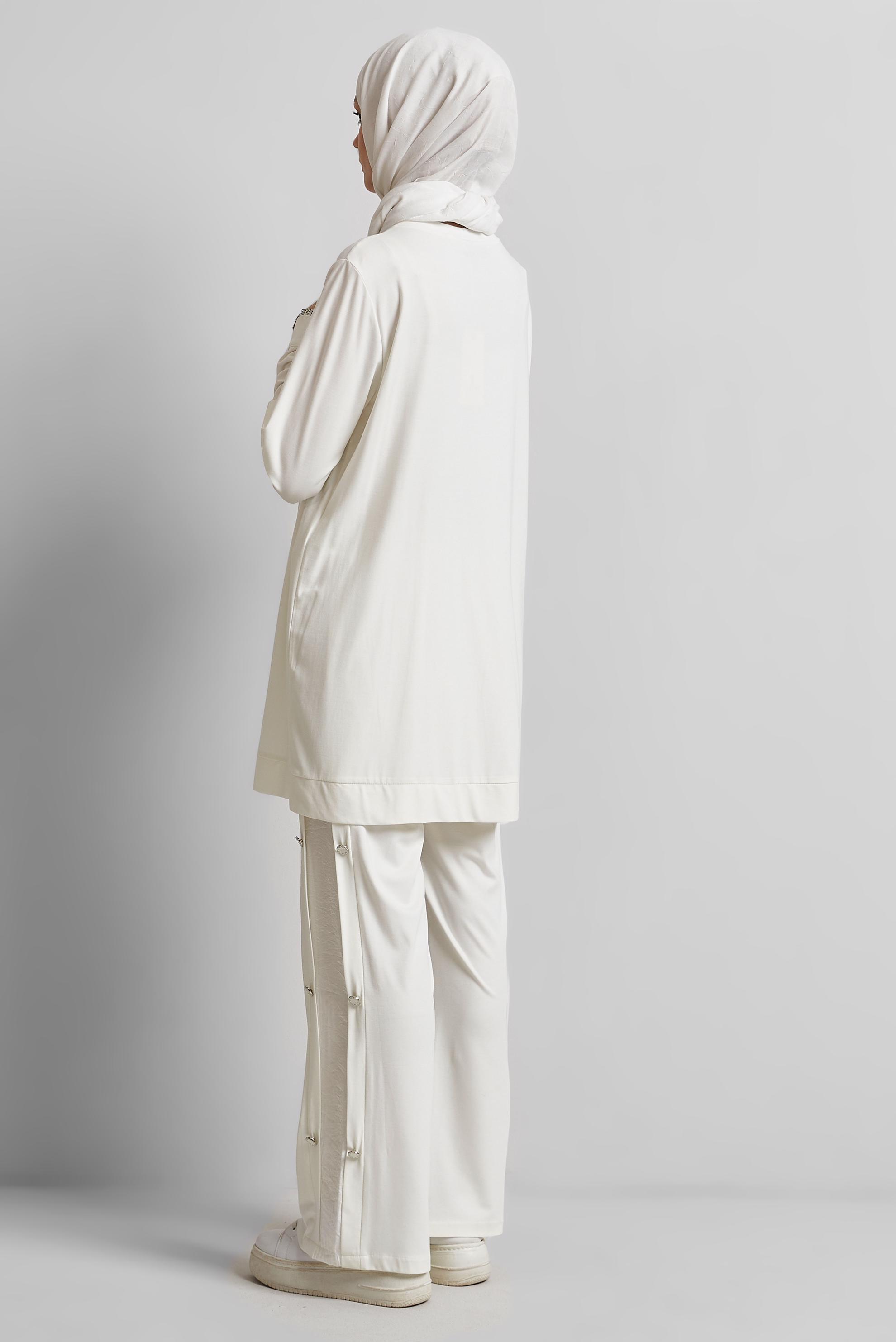 Tesettür giyim BEYAZ DÜĞME DETAYLI PANTOLONLU TAKIM 20746