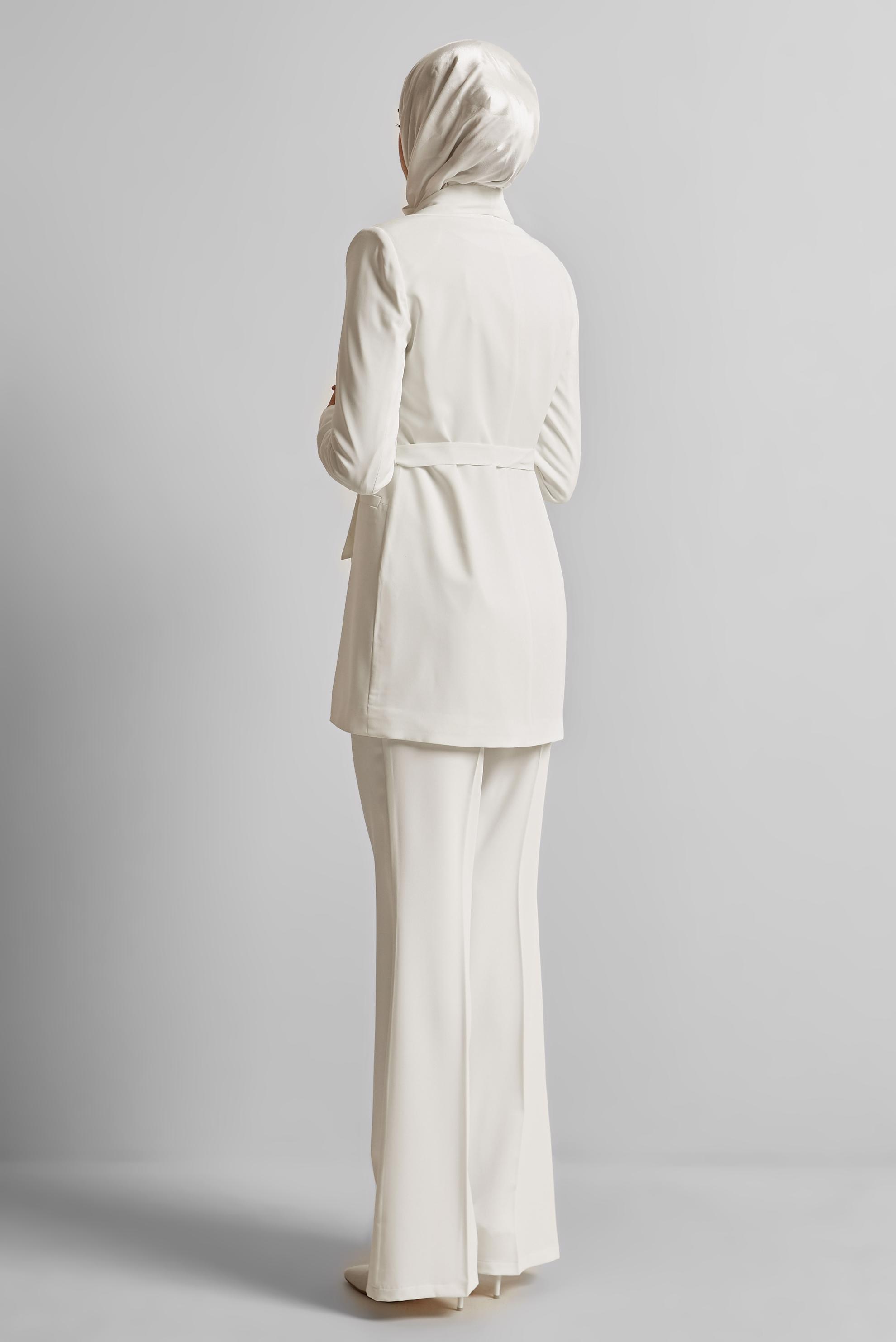 Vêtements hijab BLANC COSTUME PANTALON CEINTURÉ 30533