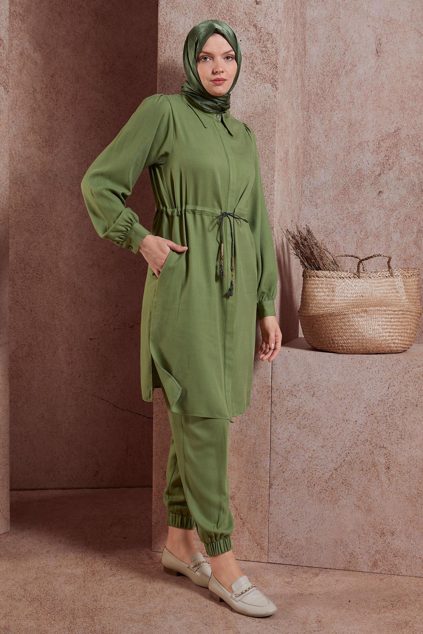 Tesettür giyim YEŞİL BELDEN BÜZGÜLÜ PANTOLONLU TAKIM 44414