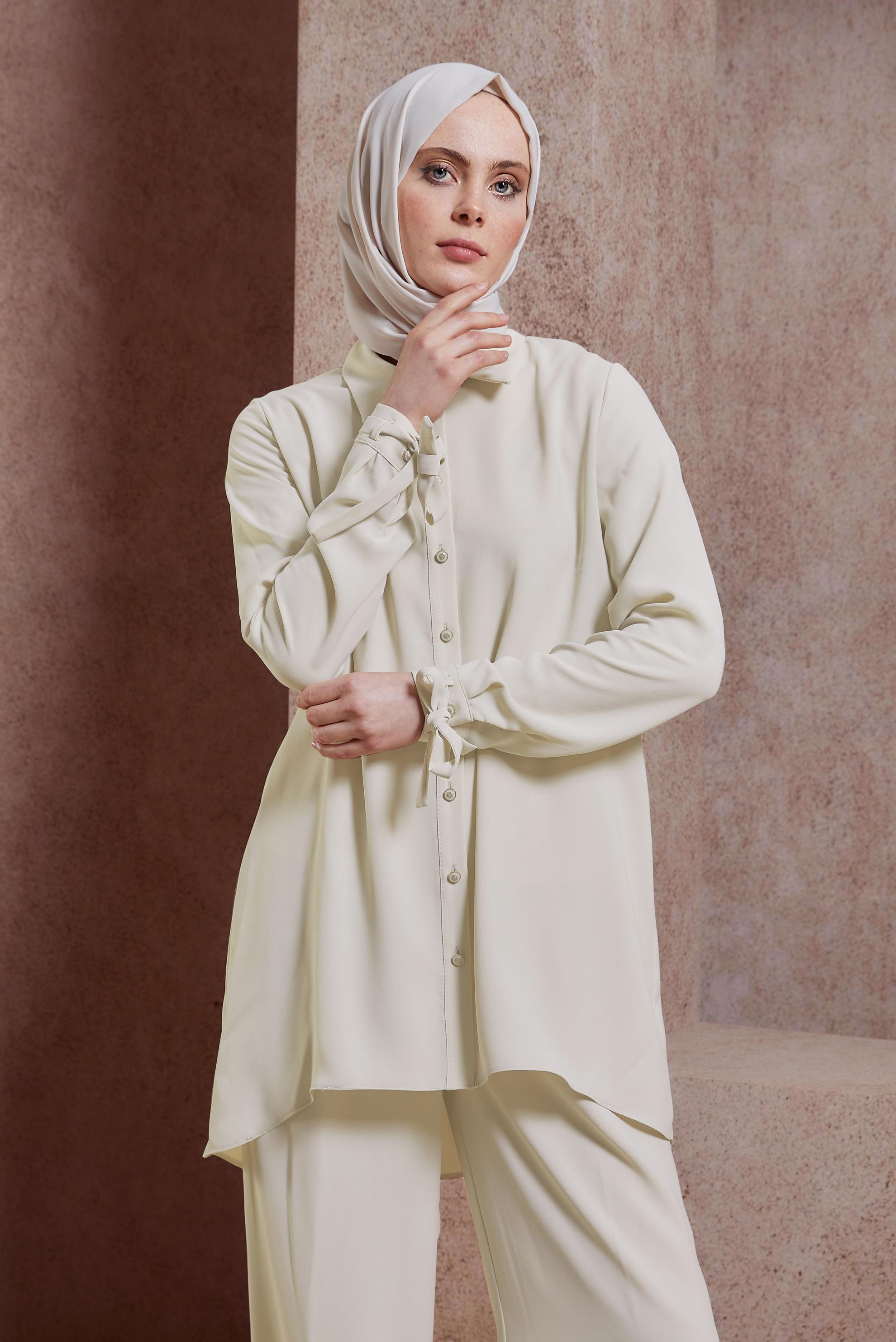 Tesettür giyim BEJ GÖMLEK YAKA PANTOLONLU TAKIM 44483