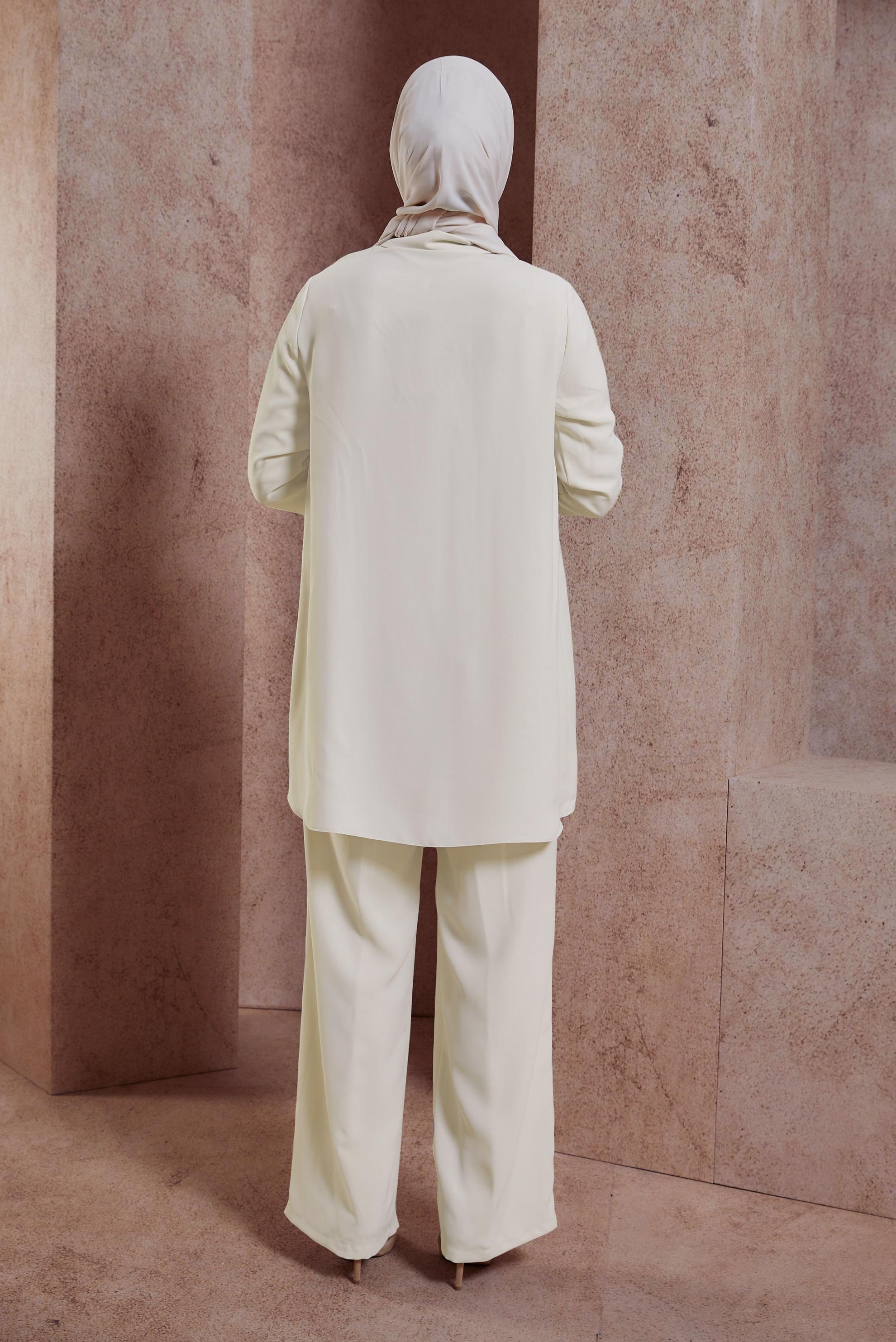 Tesettür giyim BEJ GÖMLEK YAKA PANTOLONLU TAKIM 44483