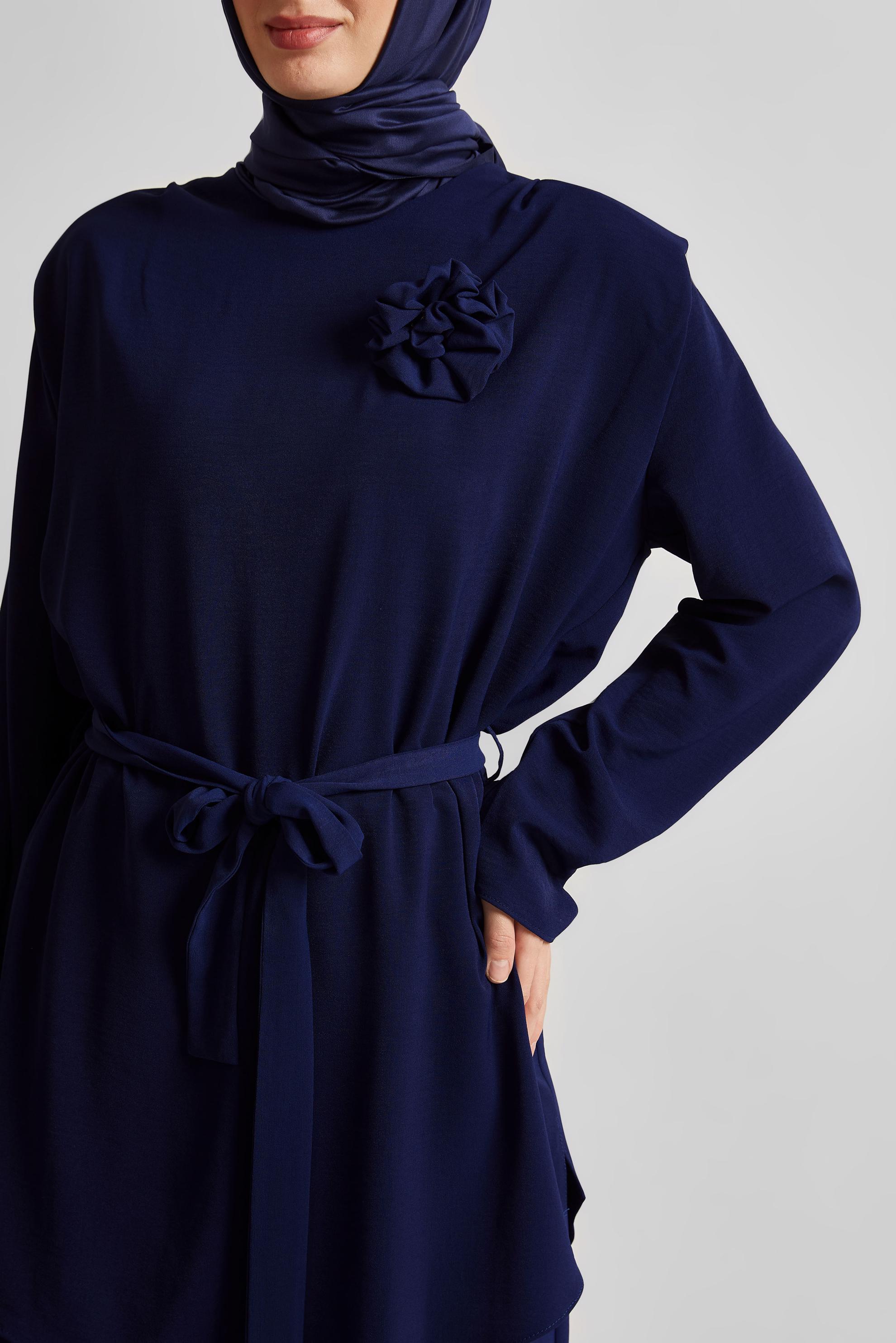 Tesettür giyim LACİVERT BROŞ DETAYLI PANTOLONLU TAKIM 44758