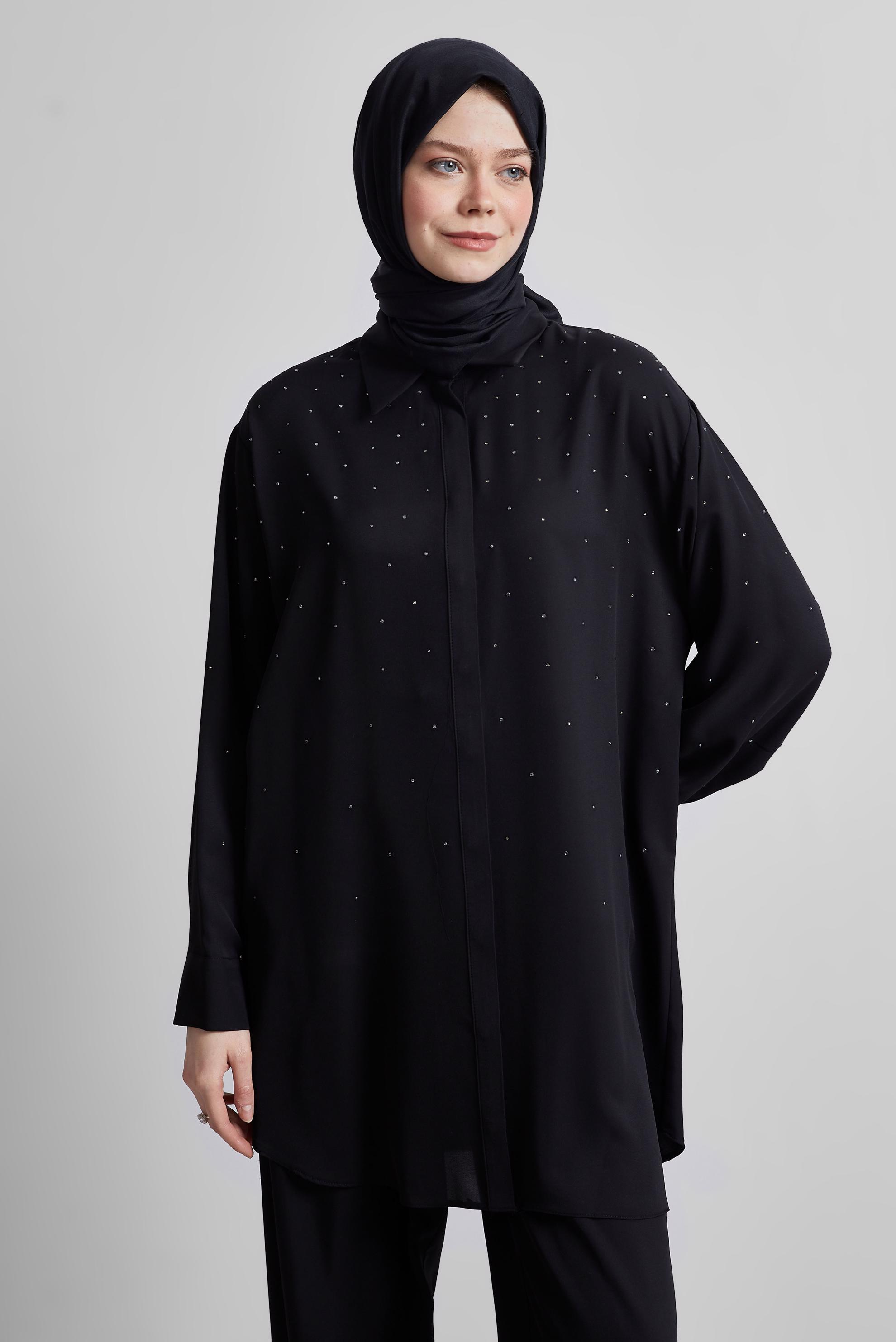 Tesettür giyim SİYAH GÖMLEK YAKA PANTOLONLU TAKIM 44797