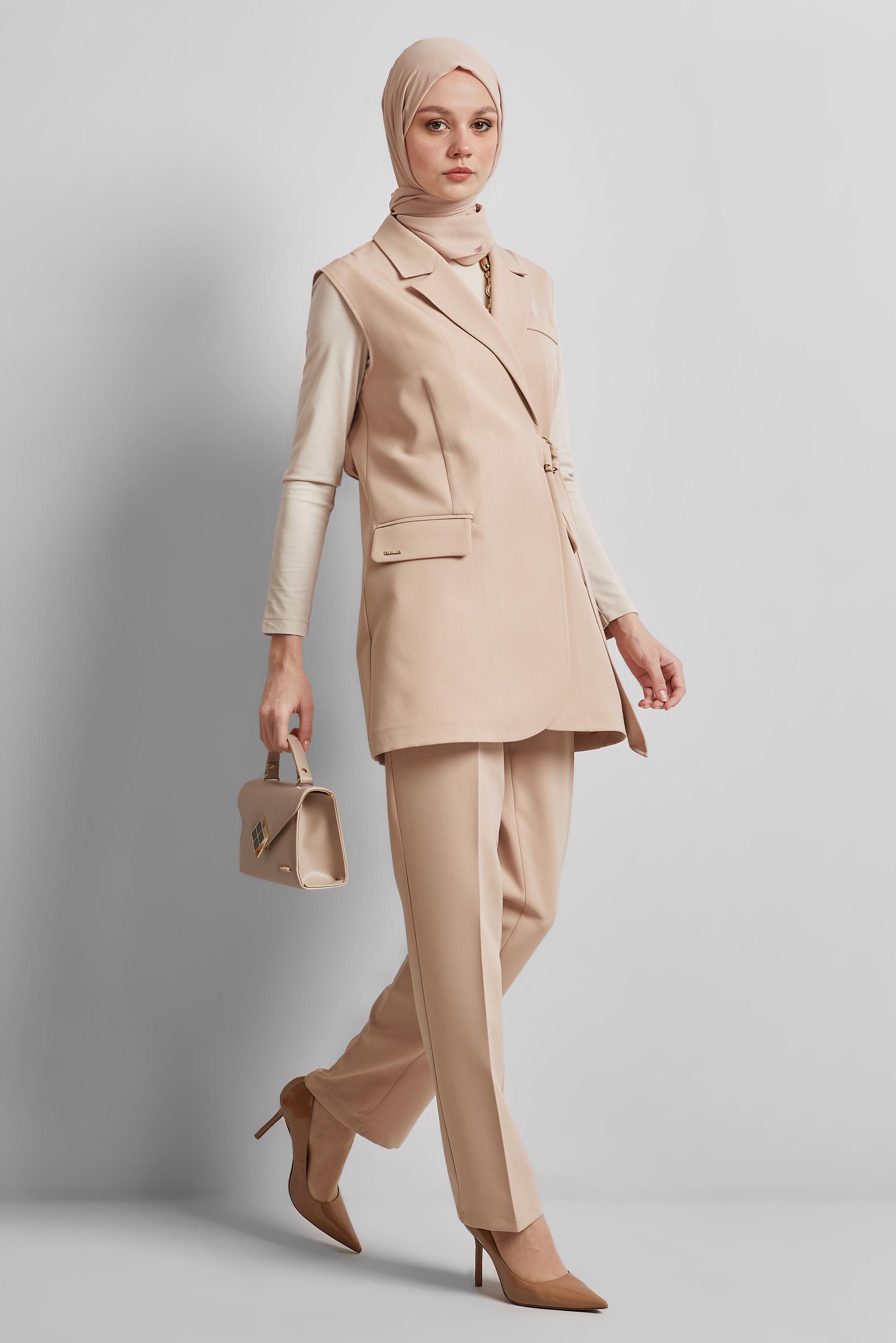 Tesettür giyim BEJ YELEKLİ PANTOLONLU TAKIM 45344