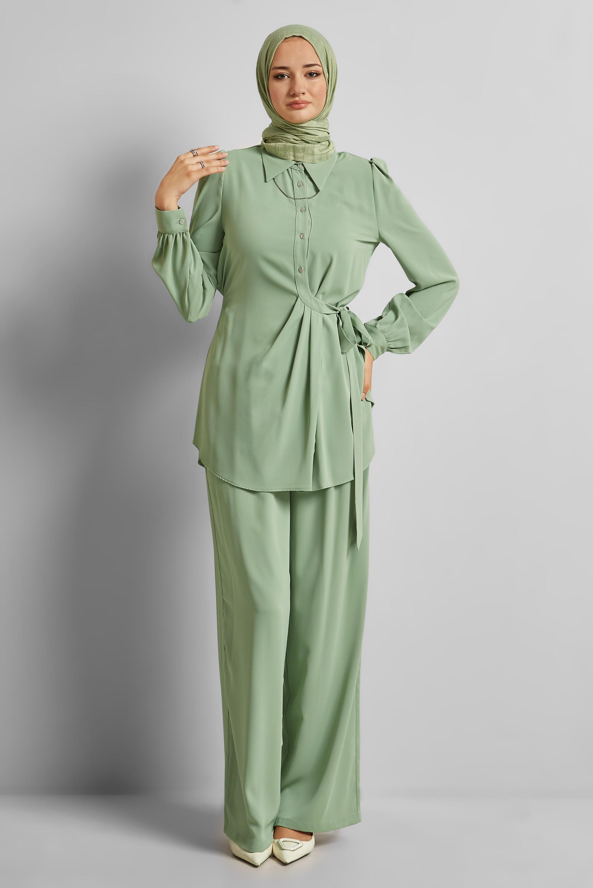 Tesettür giyim YEŞİL BAĞLAMA DETAYLI PANTOLONLU TAKIM 45370