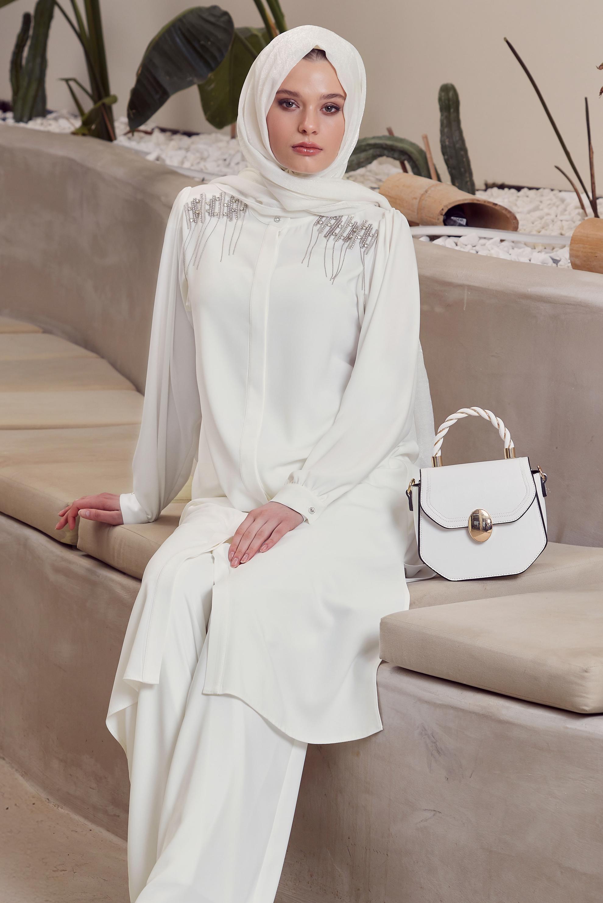 Tesettür giyim BEYAZ TAŞ DETAYLI PANTOLONLU TAKIM 45455