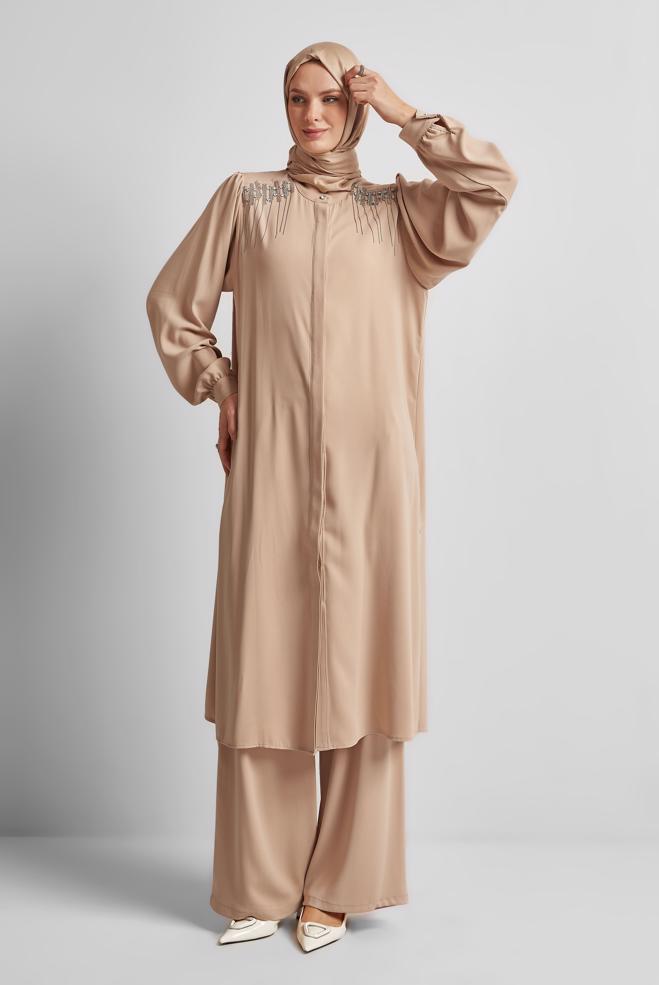 Tesettür giyim PUDRA TAŞ DETAYLI PANTOLONLU TAKIM 45455 - ALVİNA