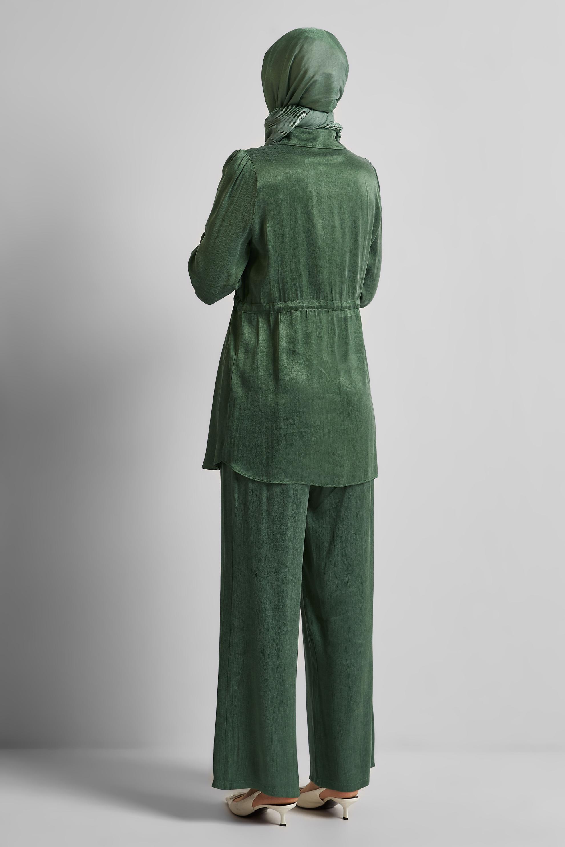 Tesettür giyim YEŞİL BELDEN BÜZGÜLÜ PANTOLONLU TAKIM 45482