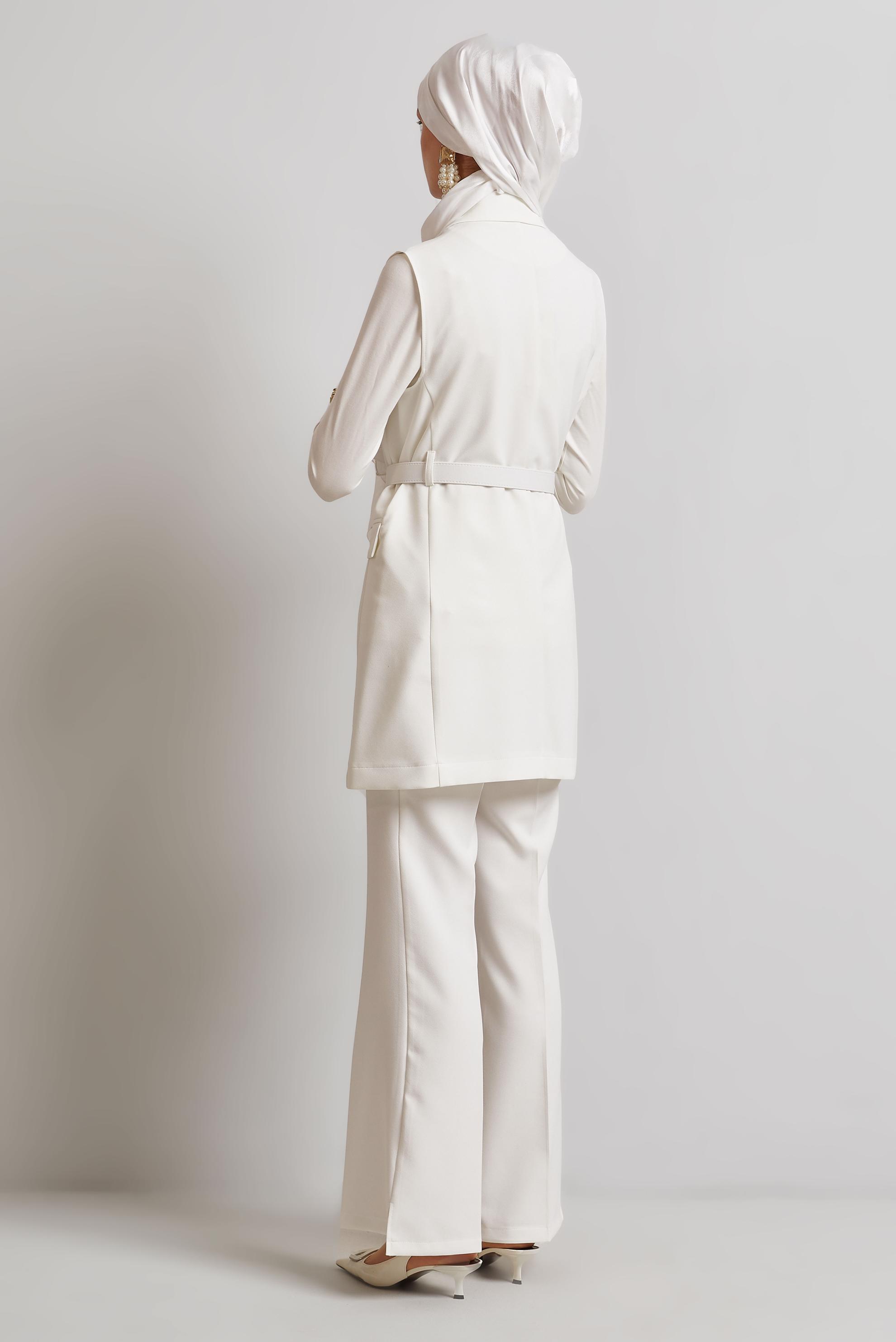 Tesettür giyim BEYAZ KEMERLİ YELEKLİ PANTOLONLU TAKIM 45519