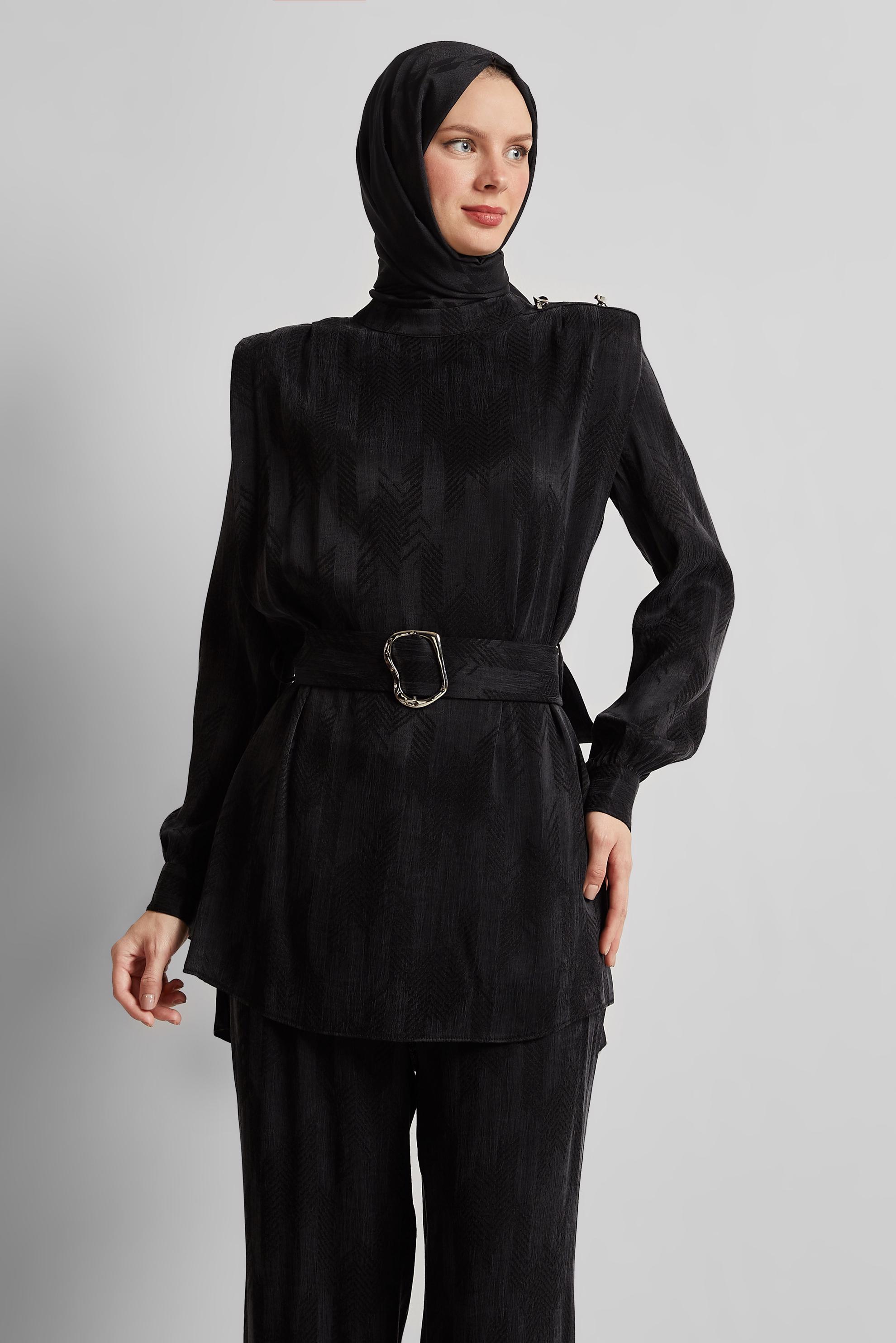 Tesettür giyim SİYAH KEMERLİ PANTOLONLU TAKIM 45566