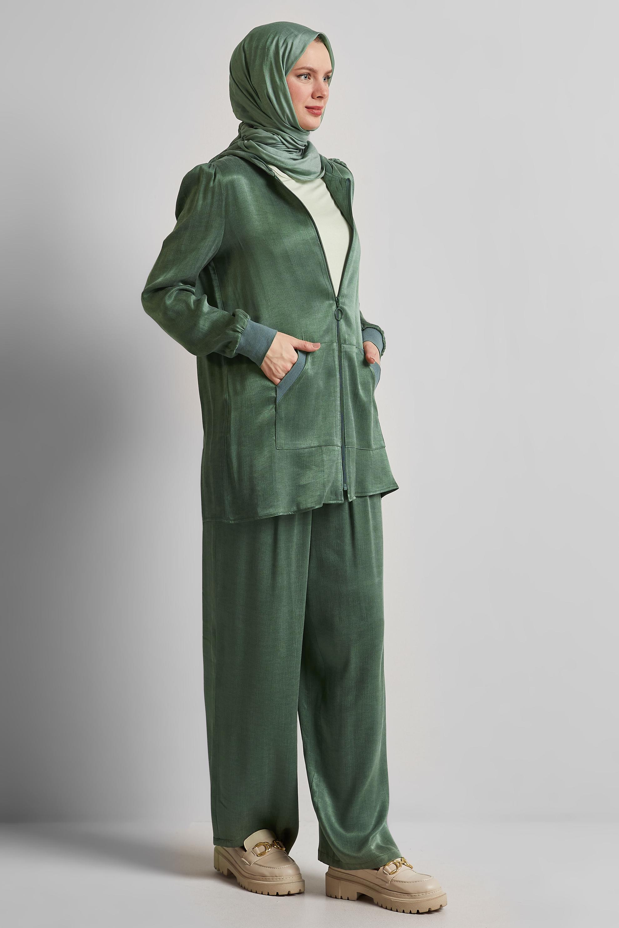 Tesettür giyim YEŞİL KAPÜŞONLU PANTOLONLU TAKIM 45585