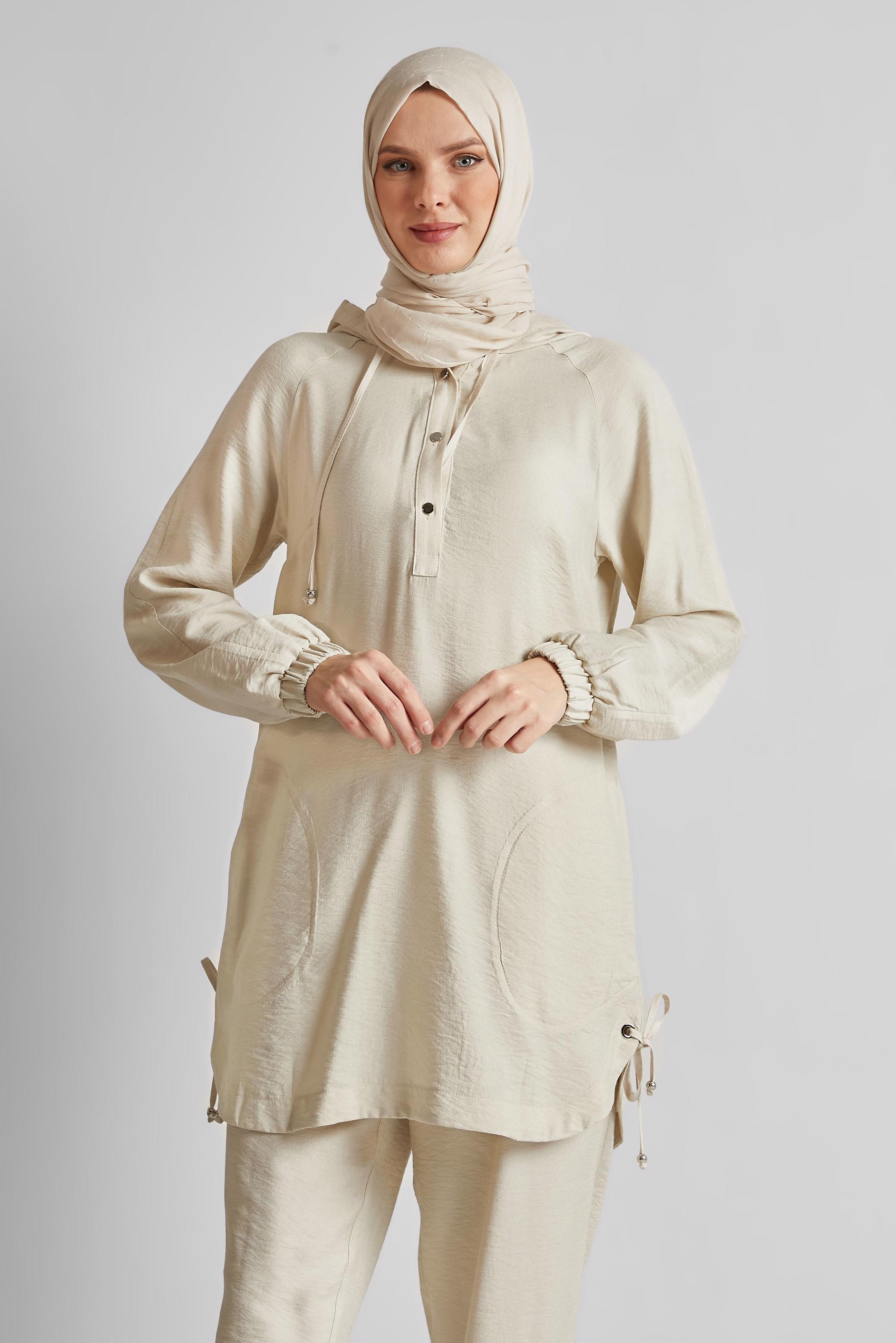 Tesettür giyim BEJ KAPÜŞONLU PANTOLONLU TAKIM 45608