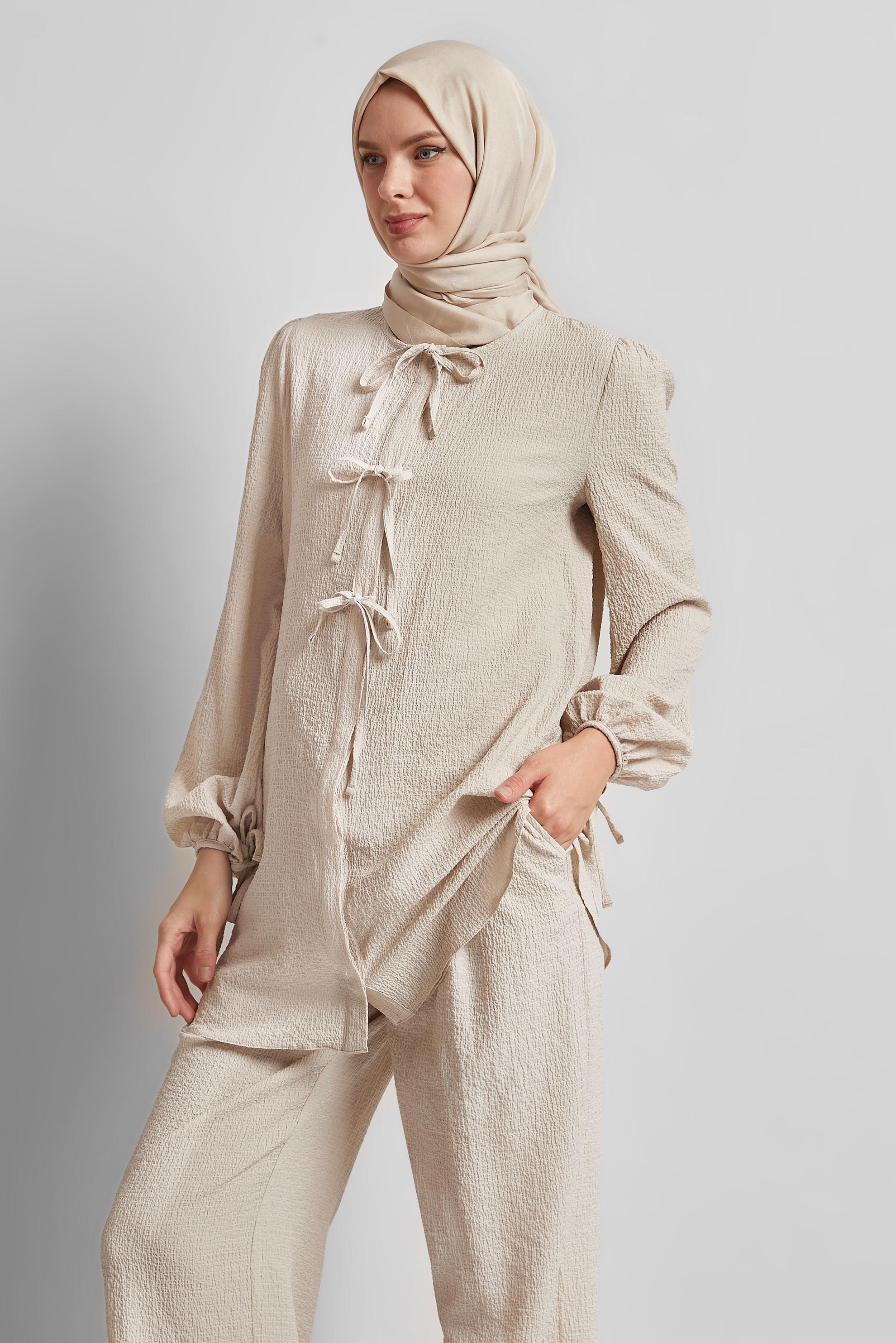 Tesettür giyim BEJ BAĞCIK DETAYLI PANTOLONLU TAKIM 45620